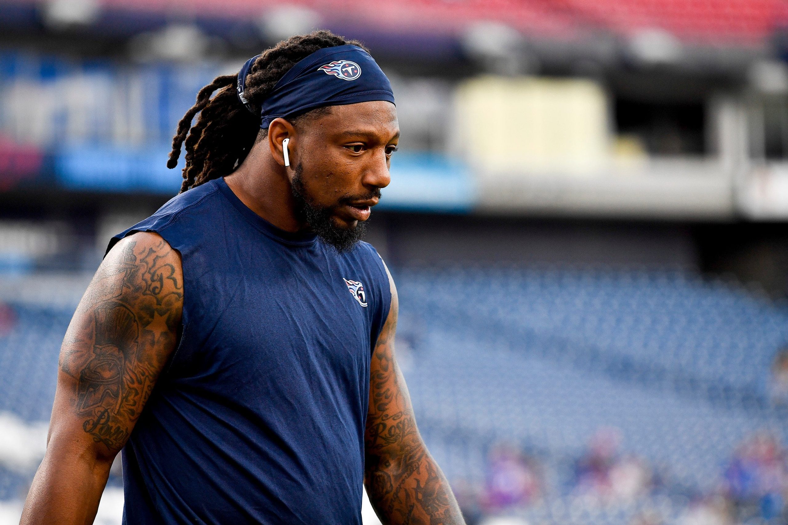 Tennessee Titans outside linebacker Bud Dupree (48) walks the field before facing the Bills at Nissan Stadium Monday, Oct. 18, 2021 in Nashville, Tenn. Titans Bills 007