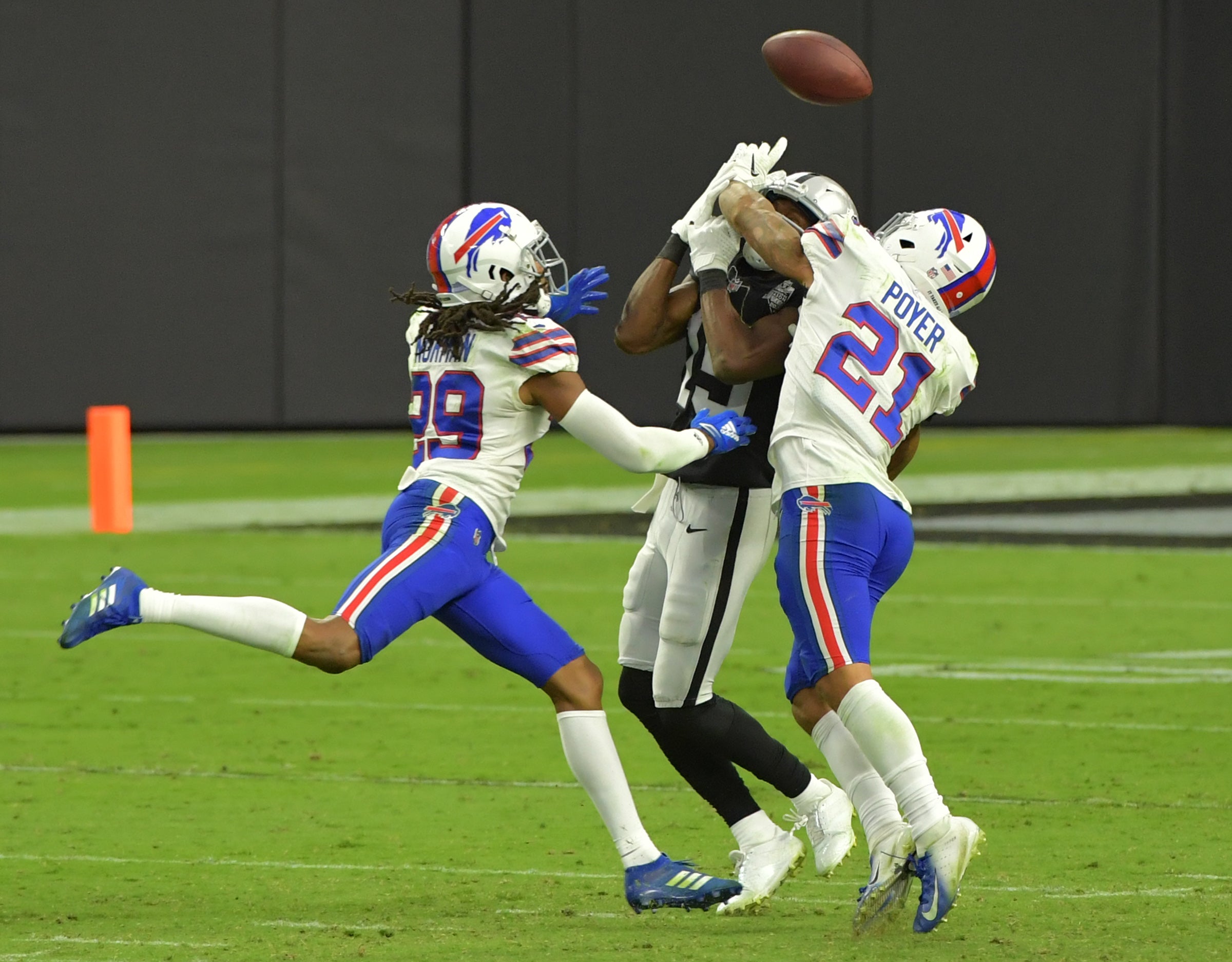 Raiders, Poyer