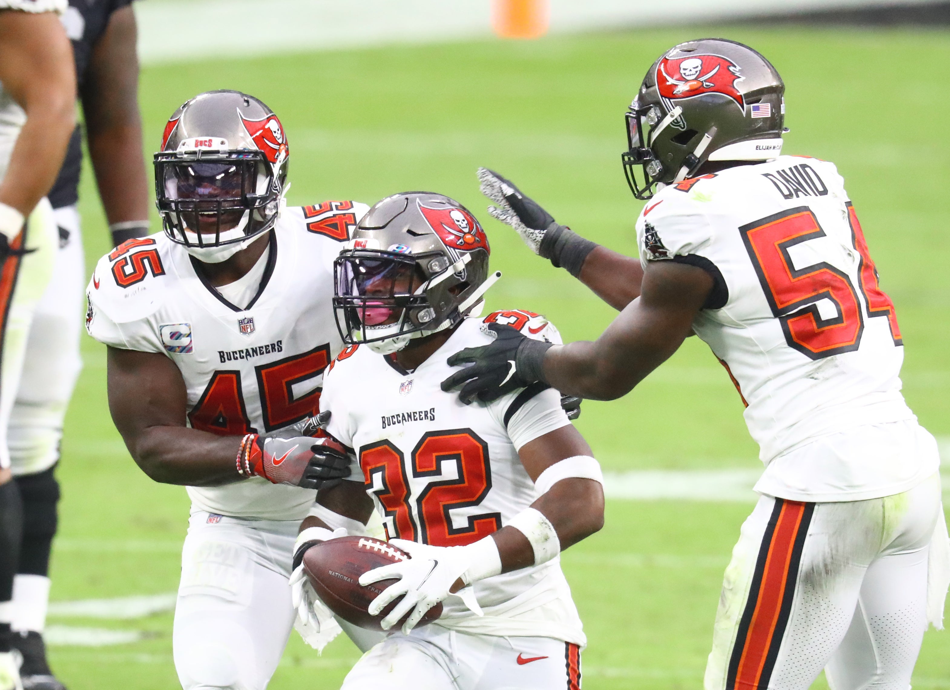 Buccaneers, raiders, david, free agency