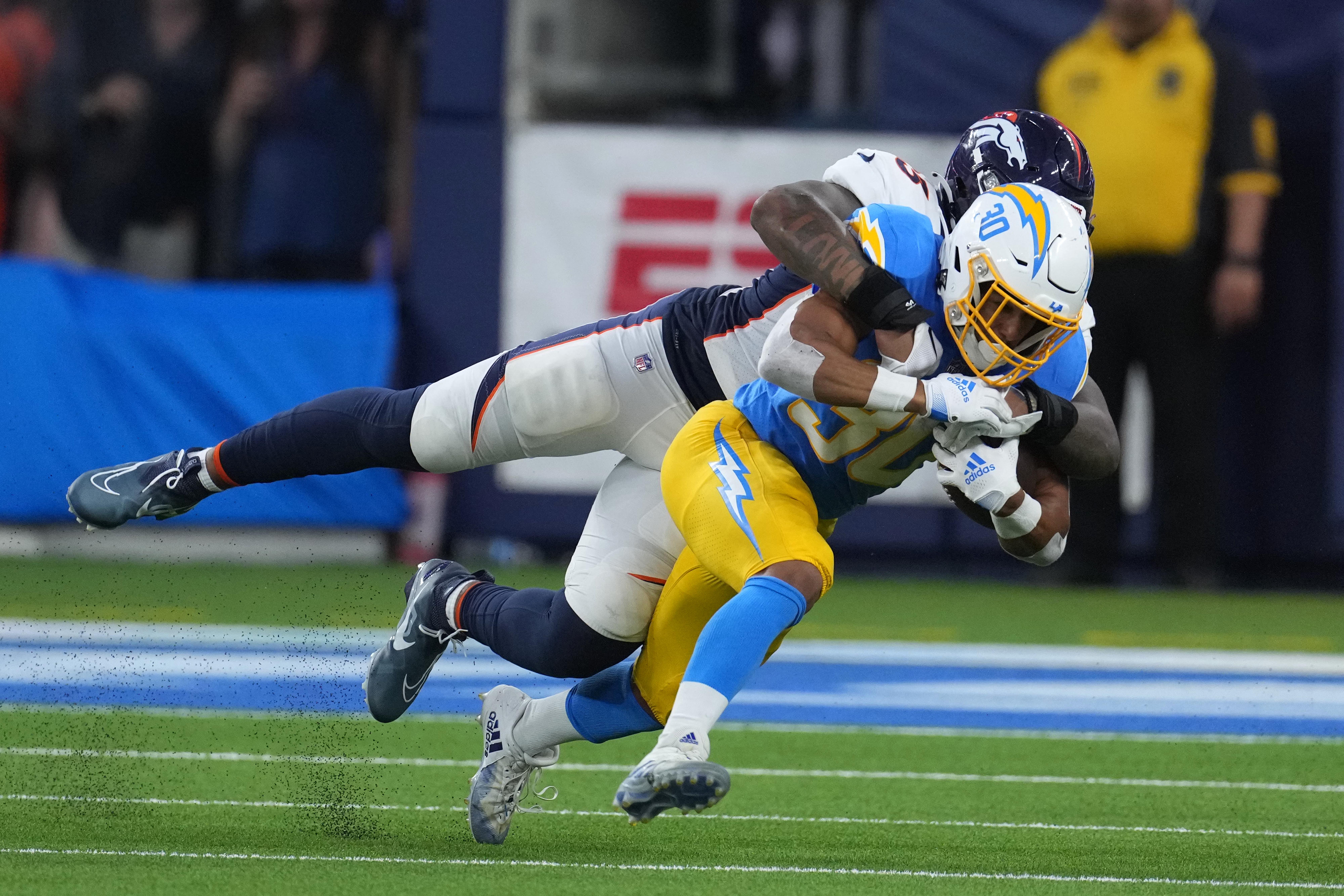 Jones, Broncos, Panthers, free agency