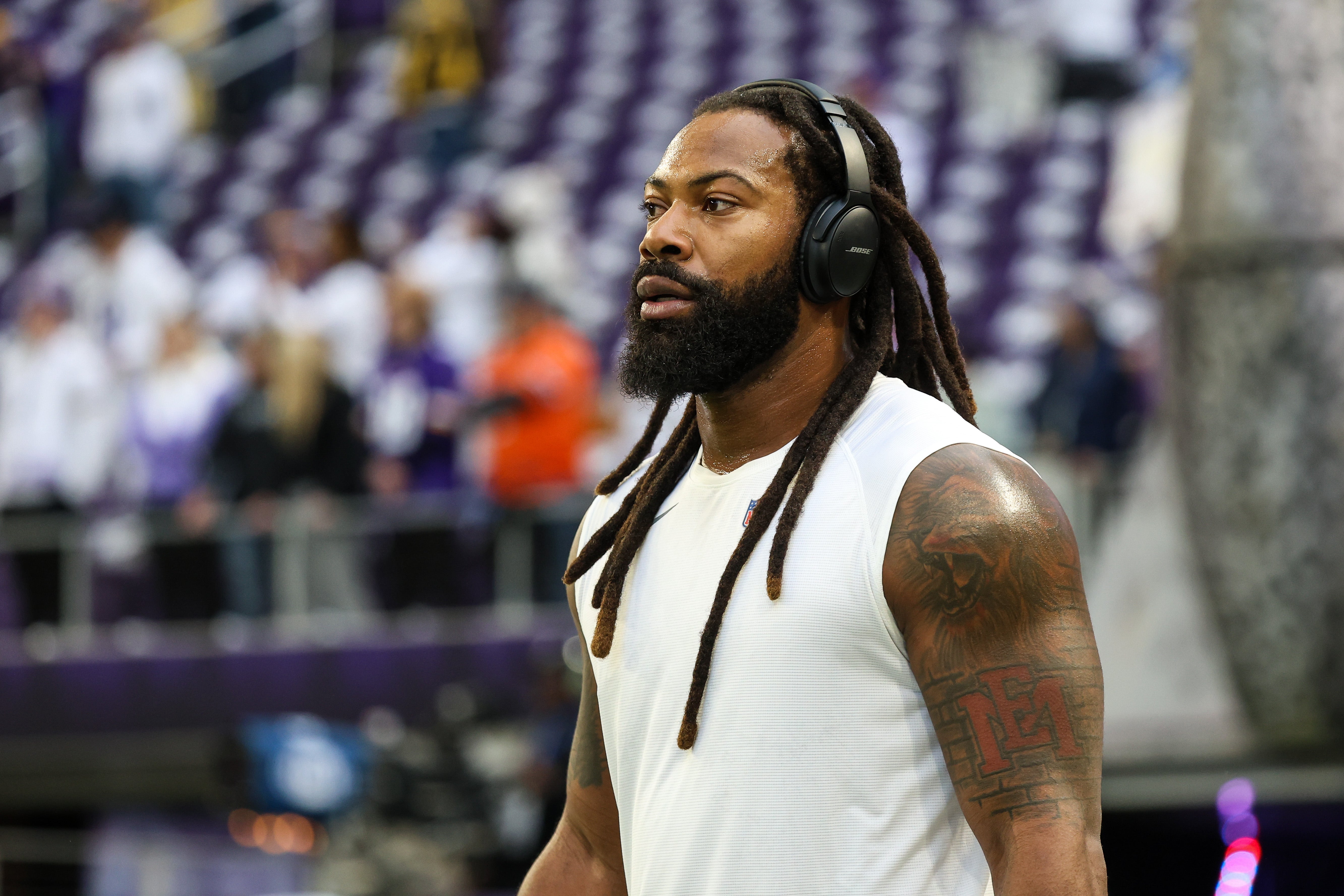 Minnesota Vikings Za'Darius Smith 2023 offseason salary cap request release NFL football stats news