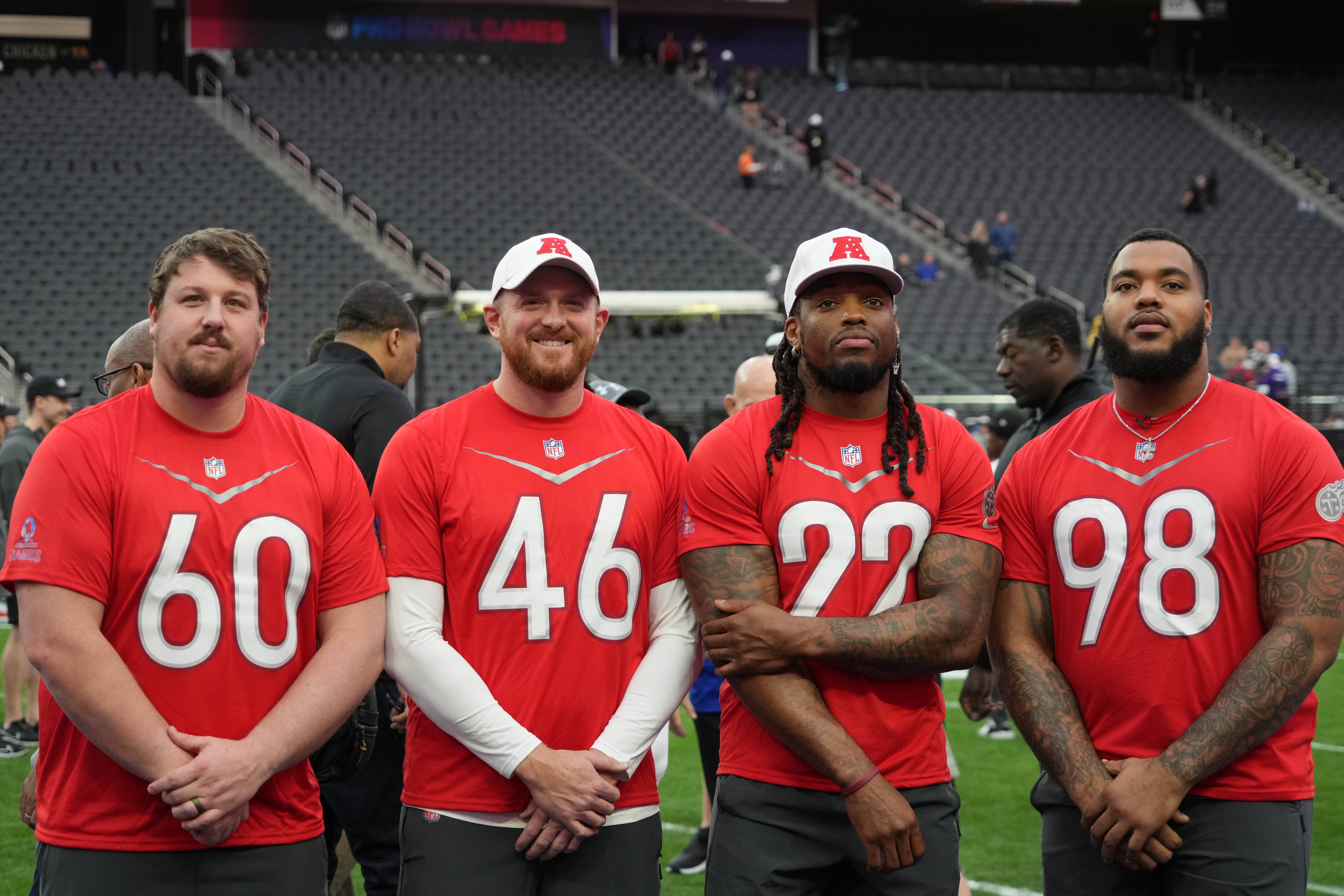 Tennessee Titans contract extension Morgan Cox Pro Bowl long snapper NFL football stats news