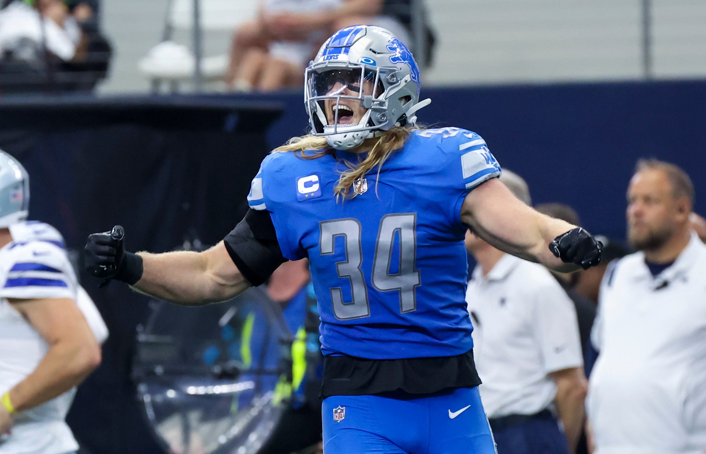 Detroit Lions re-sign LB linebacker Alex Anzalone contract NFL football stats free agency news