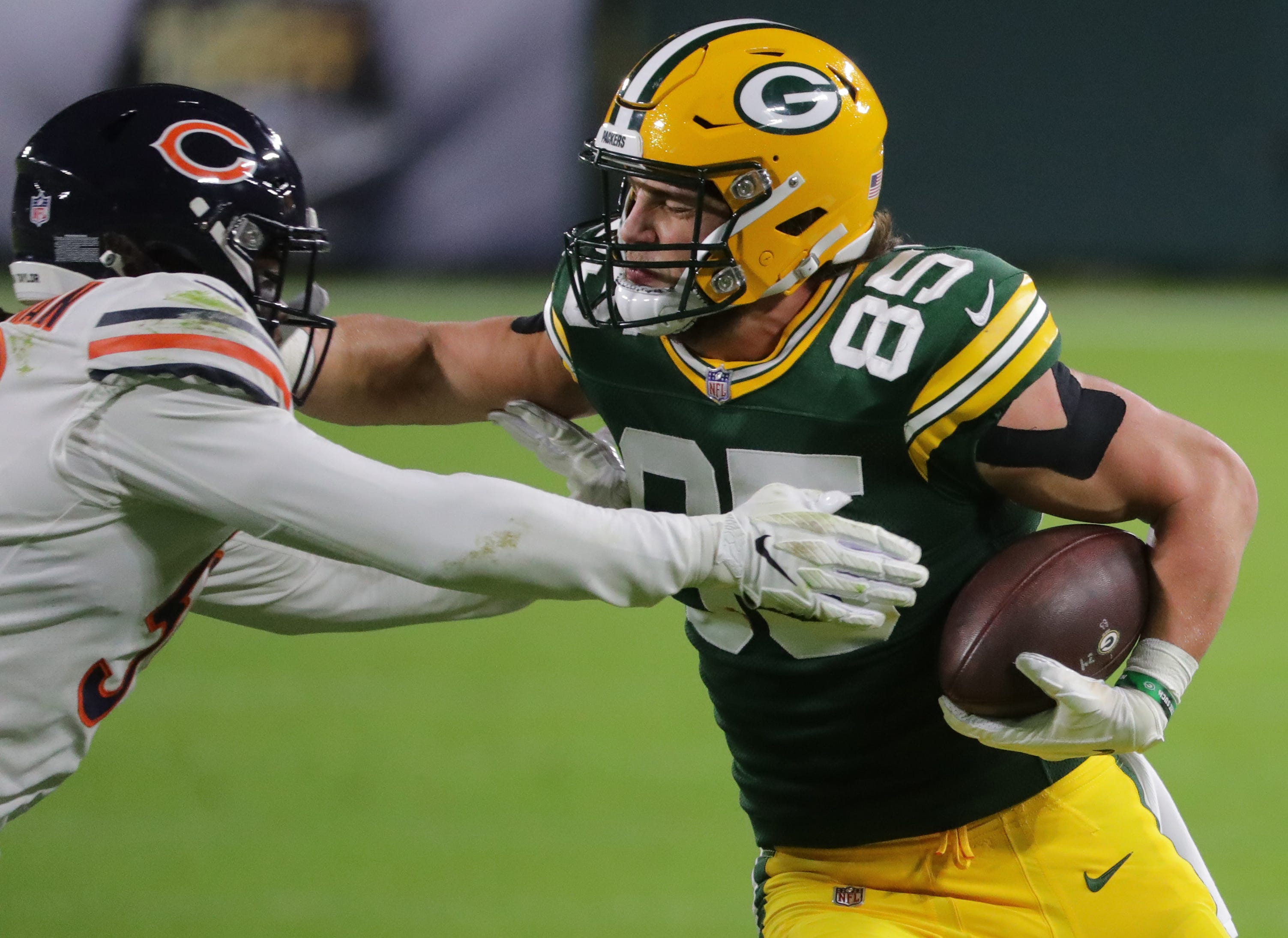 Chicago Bears sign TE Robert Tonyan free agency Green Bay Packers NFC North NFL football stats news Aaron Rodgers