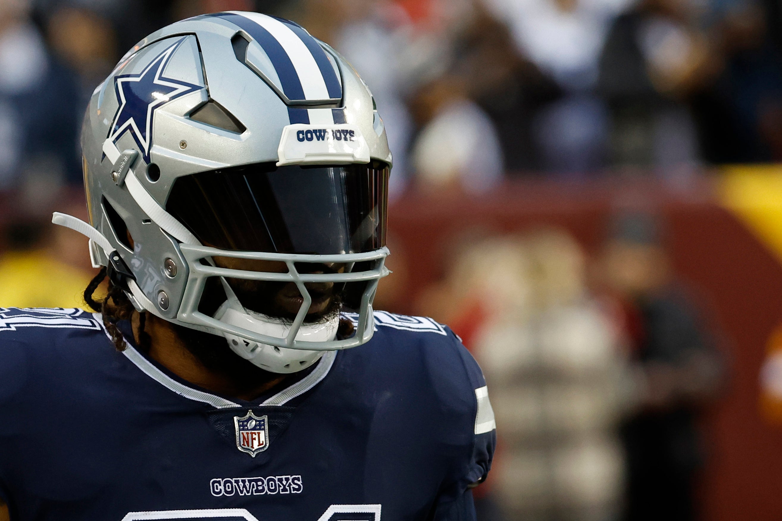 Jan 8, 2023; Landover, Maryland, USA; Dallas Cowboys running back Ezekiel Elliott (21) stands on the field during warmups prior to the Cowboys' game against the Washington Commanders at FedExField. Mandatory Credit: Geoff Burke-USA TODAY Sports