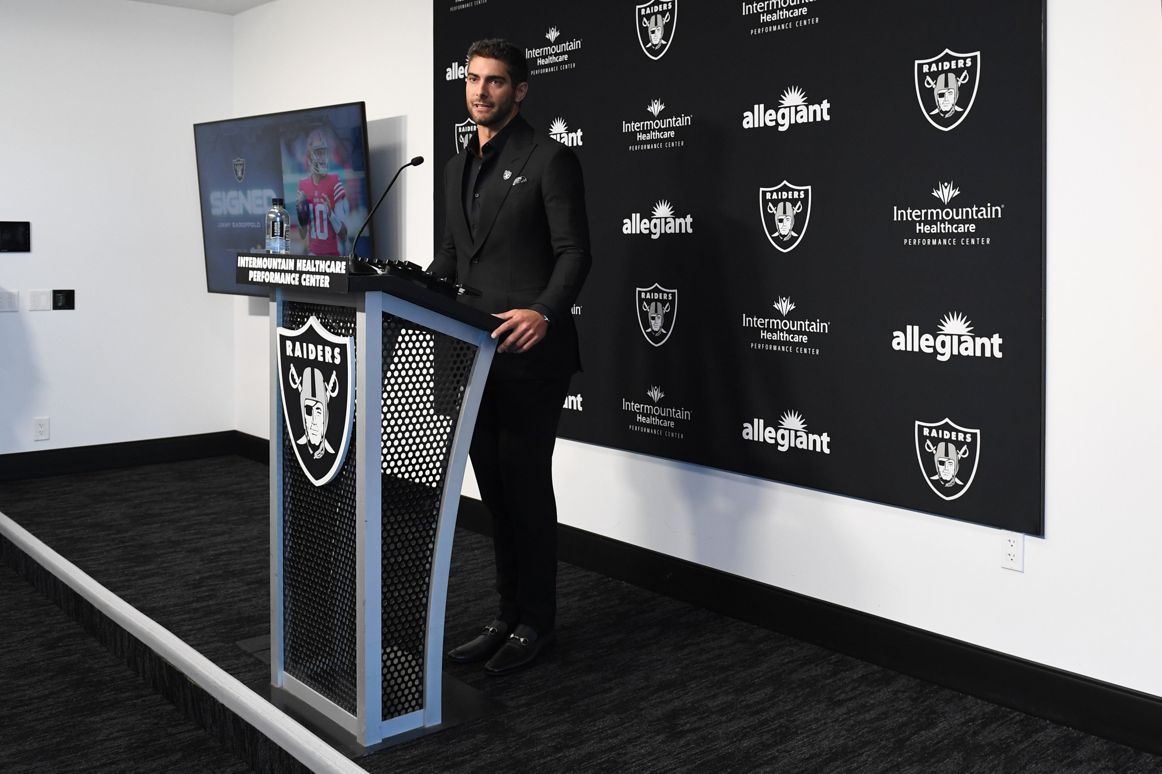 Raiders, Garoppolo