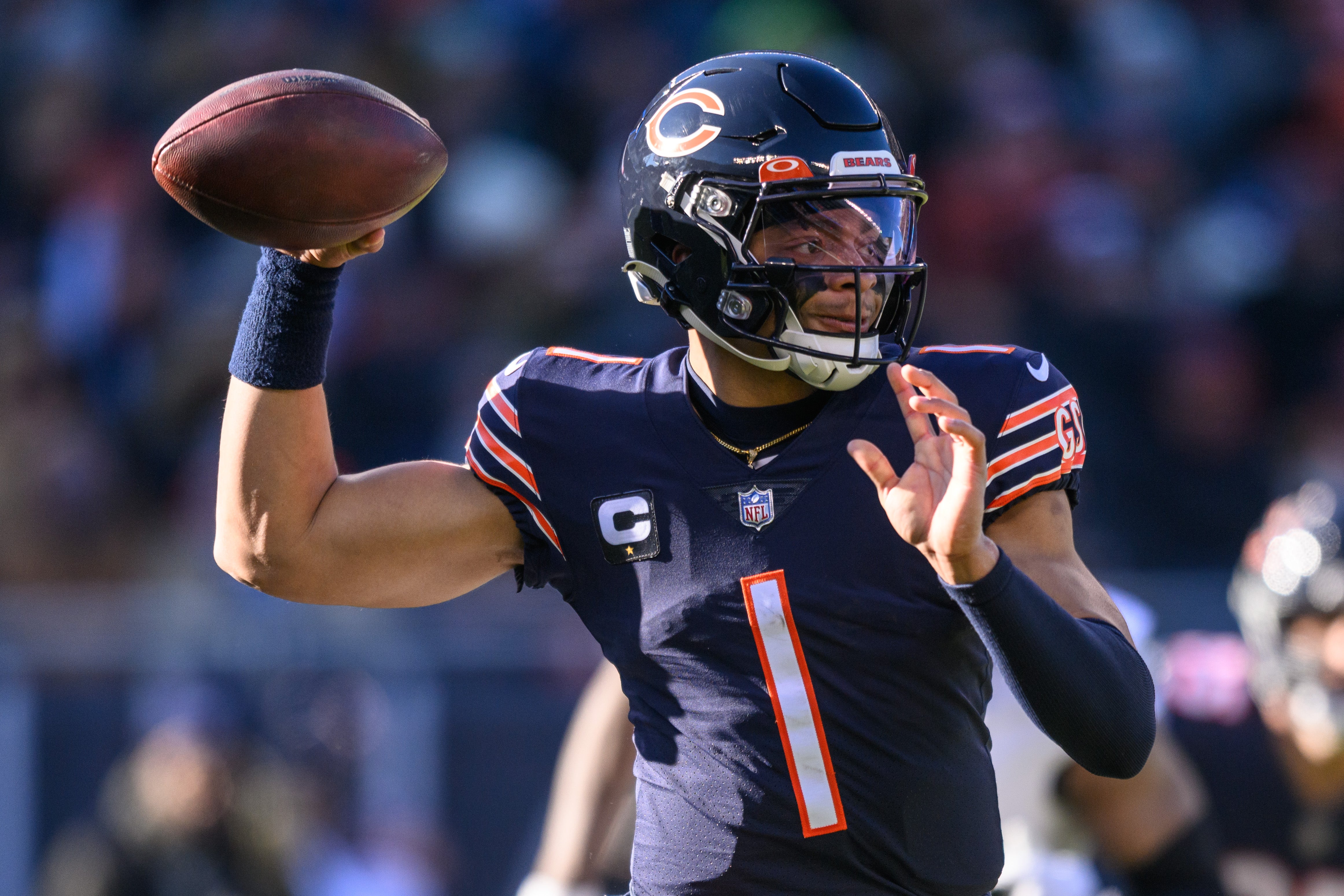 Chicago Bears Justin Fields passing offense yards stats D.J. Moore offensive line head coach HC Matt Eberflus NFL football news