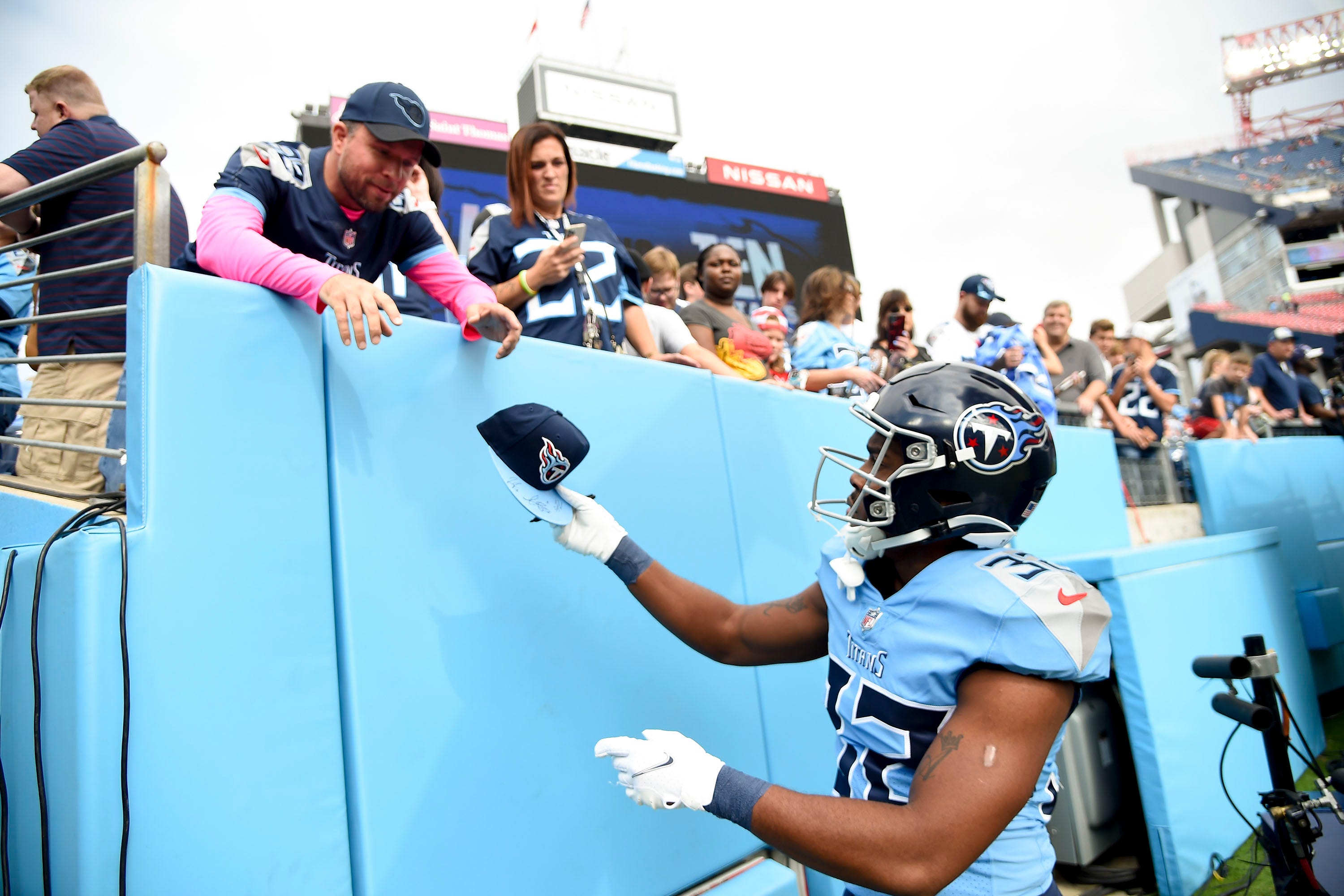 Tennessee Titans RB Darrynton Evans Indianapolis COolts Chicago Bears RB running back free agency NFL football stats news