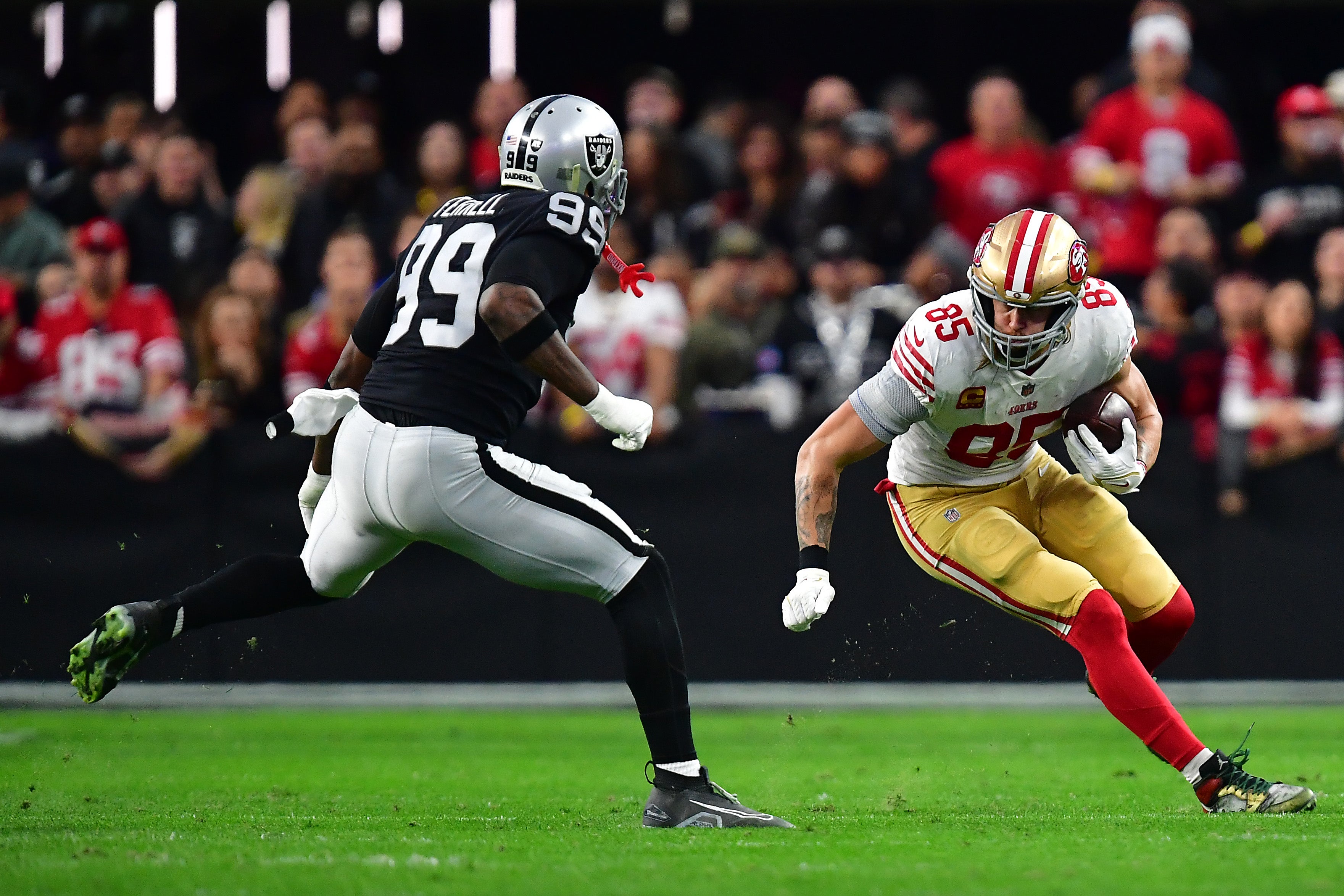 Kittle, raiders, 49ers