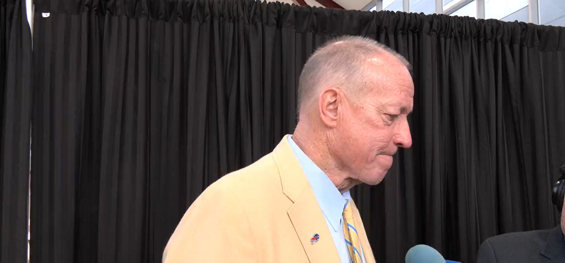 Buffalo Bills Hall of Fame Quarterback Jim Kelly