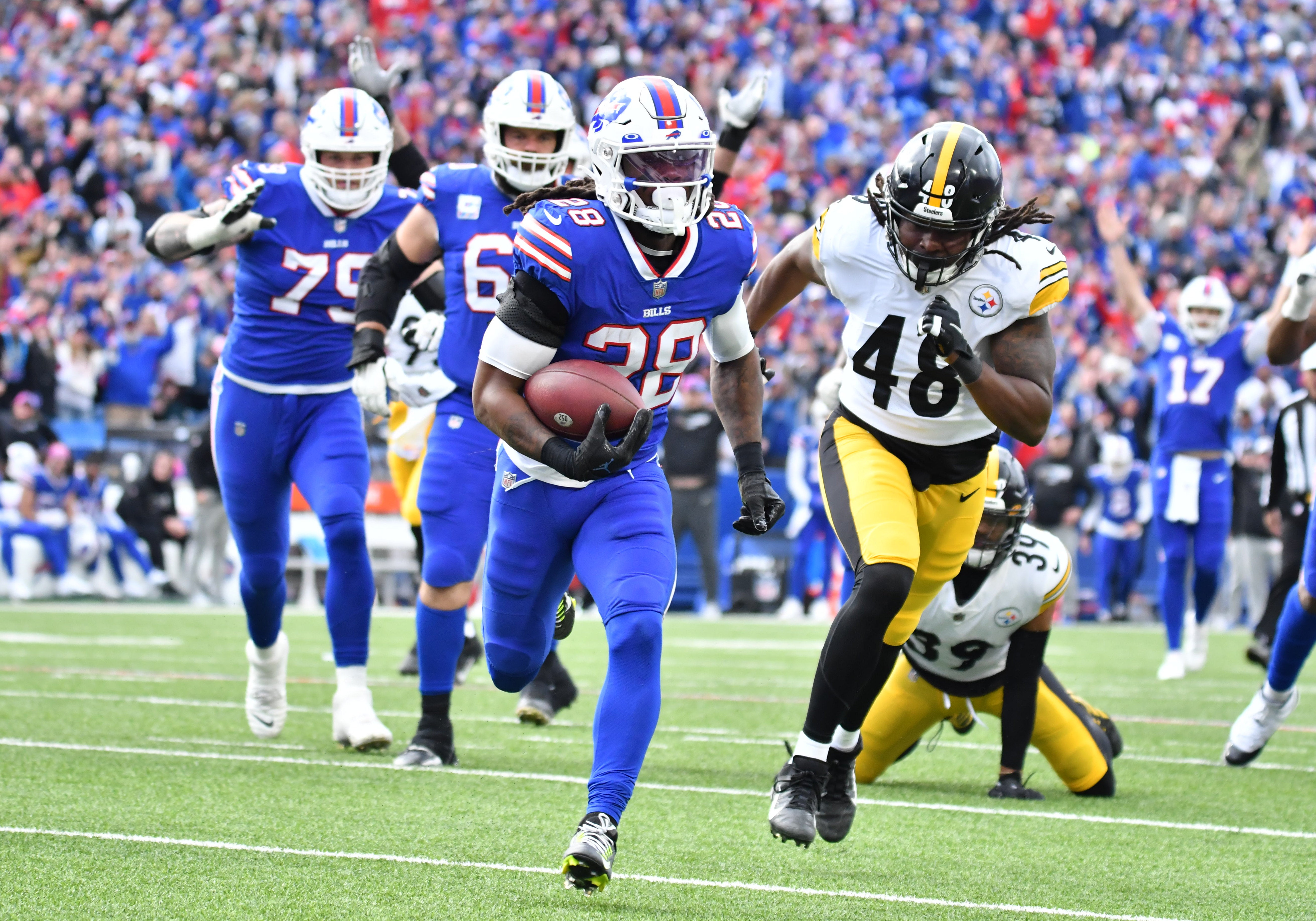 Steelers release Jamir Jones