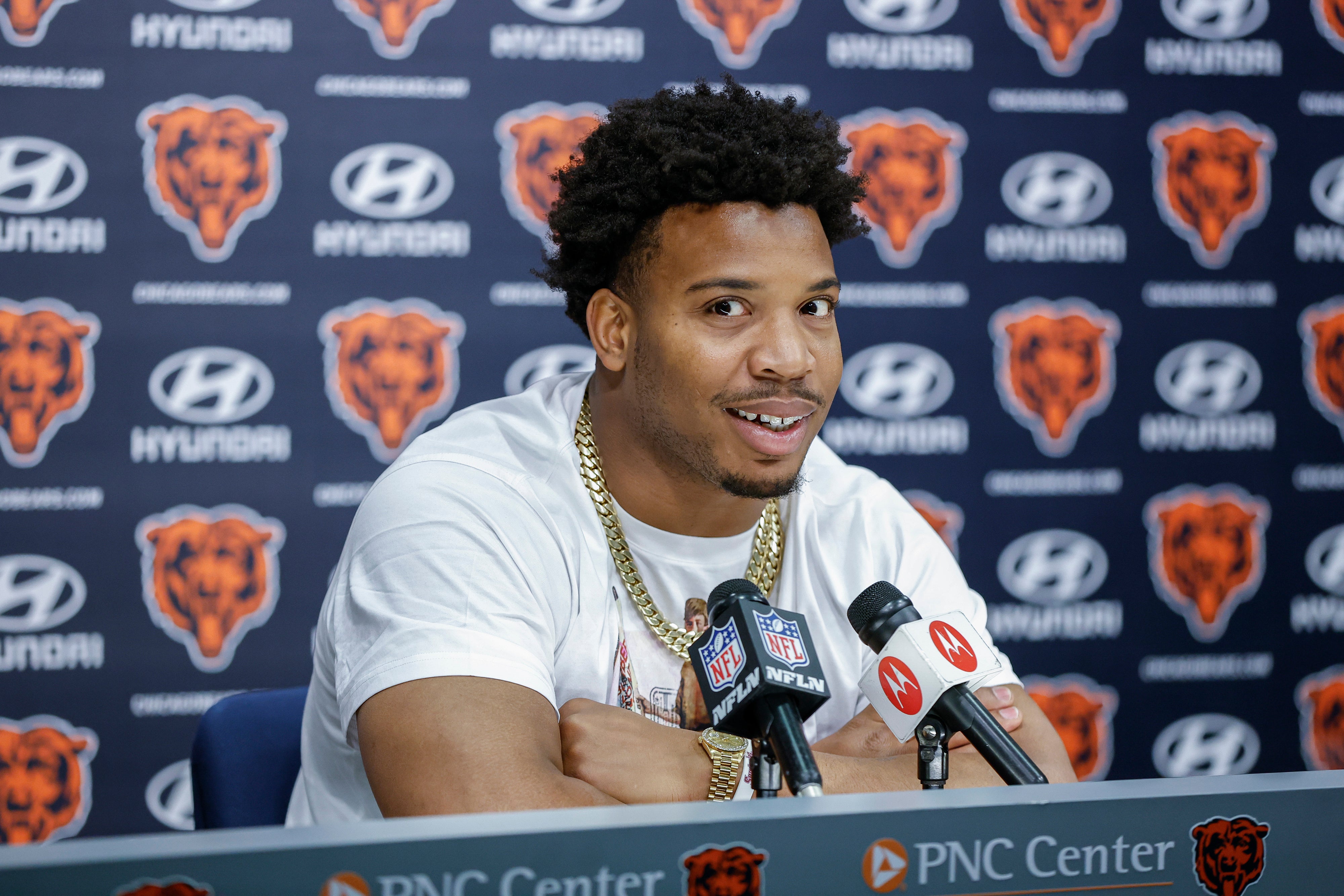 Chicago Bears DE DeMarcus Walker DE Edge pass rush sacks Matt Eberflus free agent sign NFL football stats news