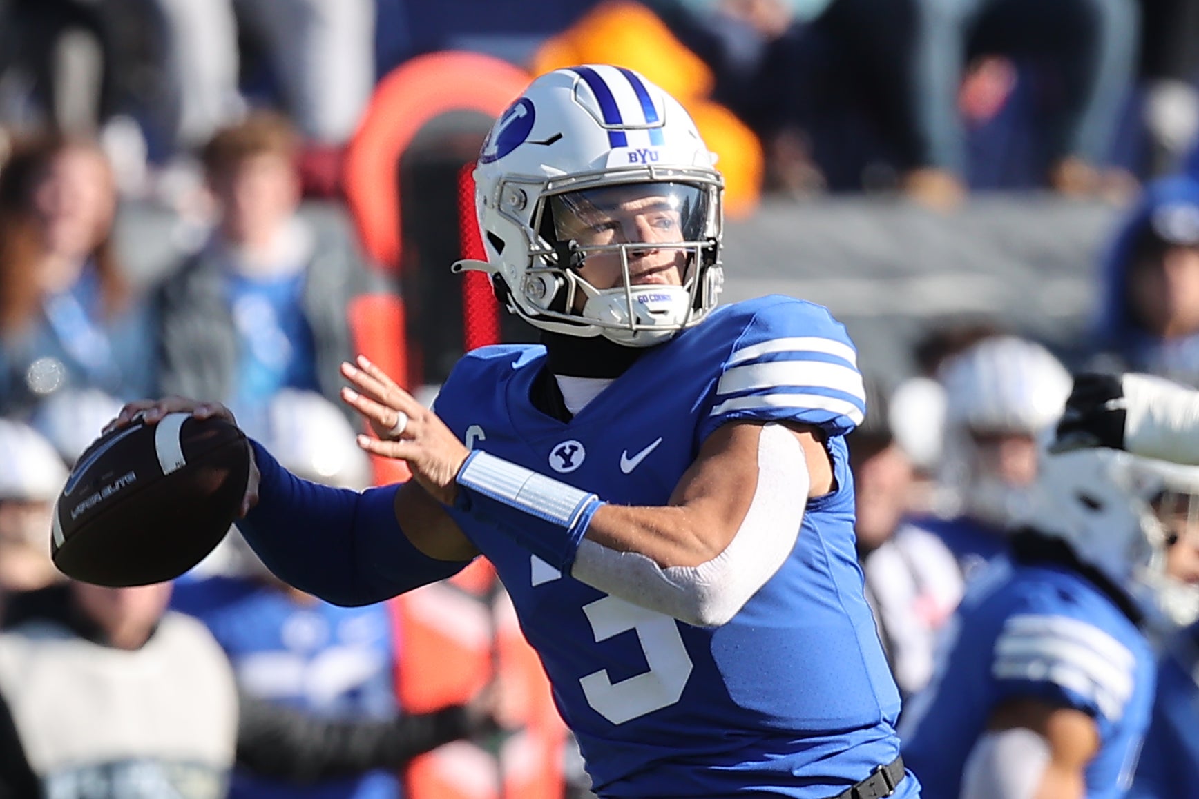 Minnesota Vikings NFL drfaft Jaquelin Roy LSU Jaren Hall QB BYU fifth round football stats news