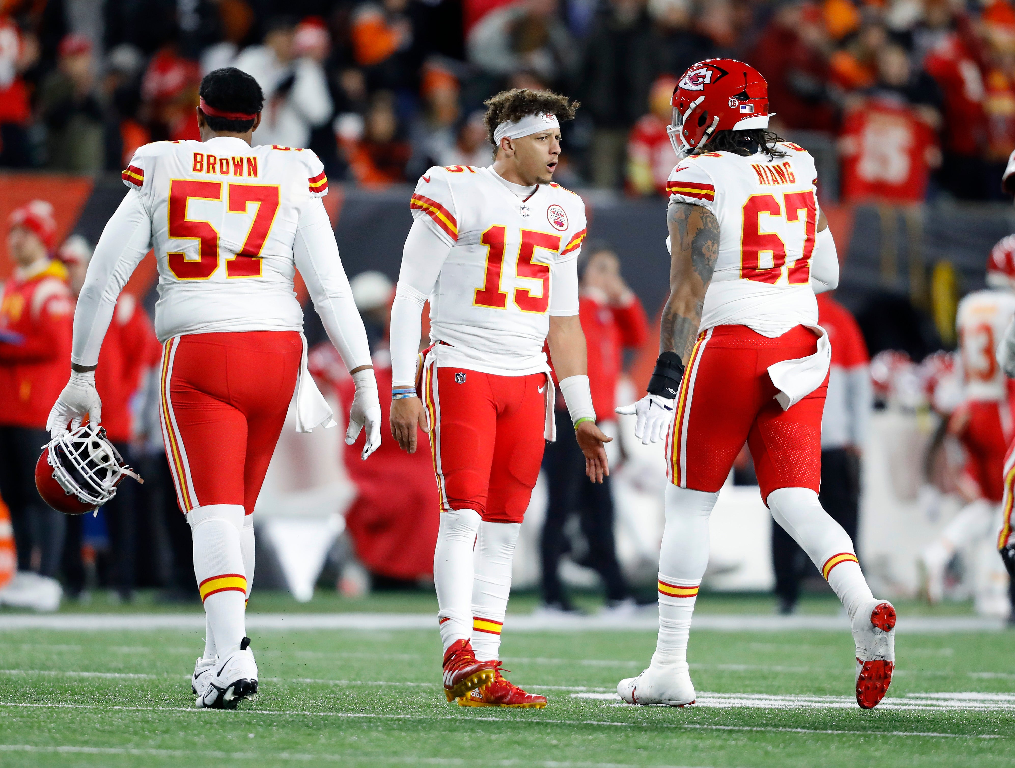 Mahomes, Niang