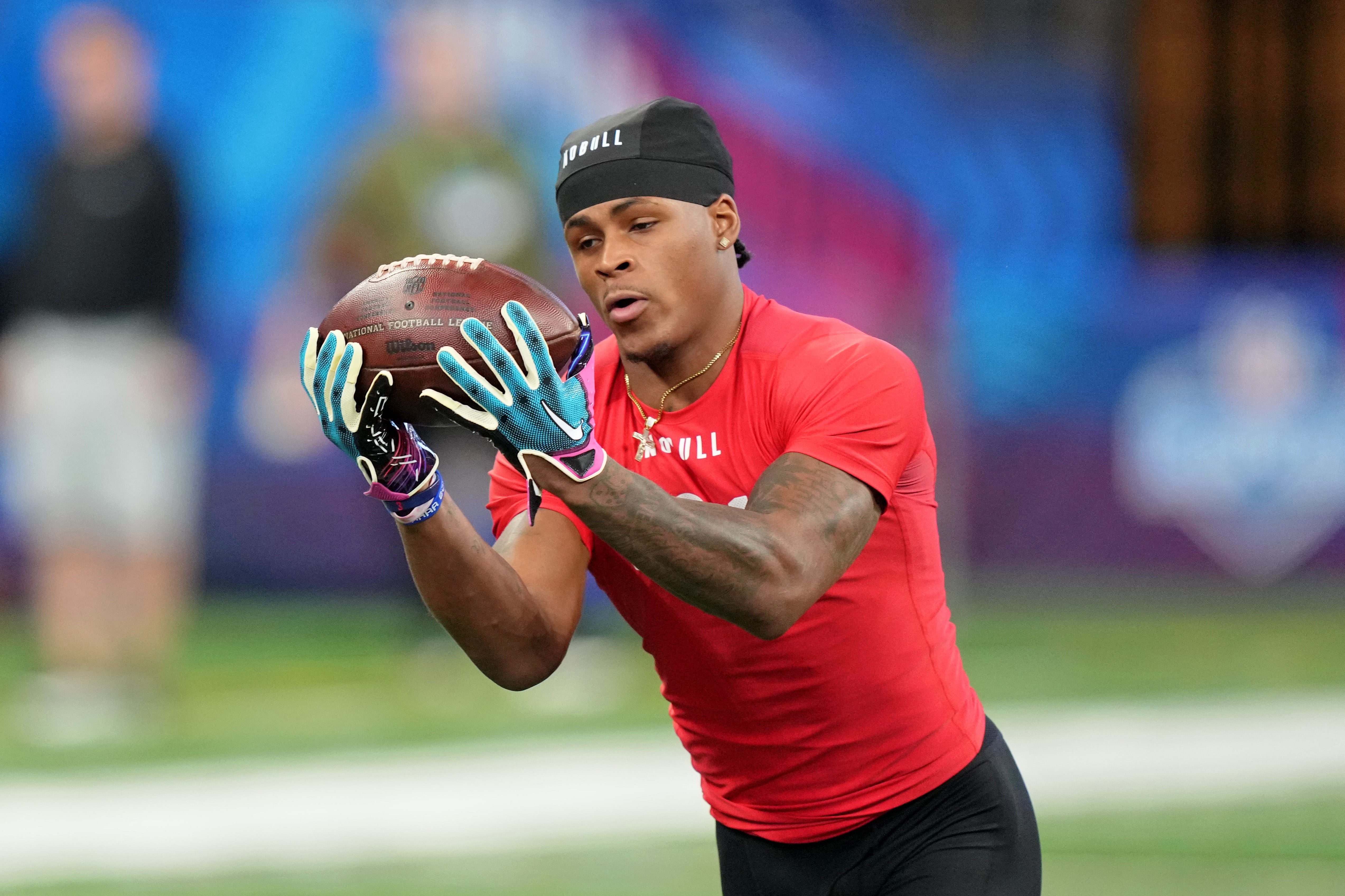 Demario Douglas Patriots contract