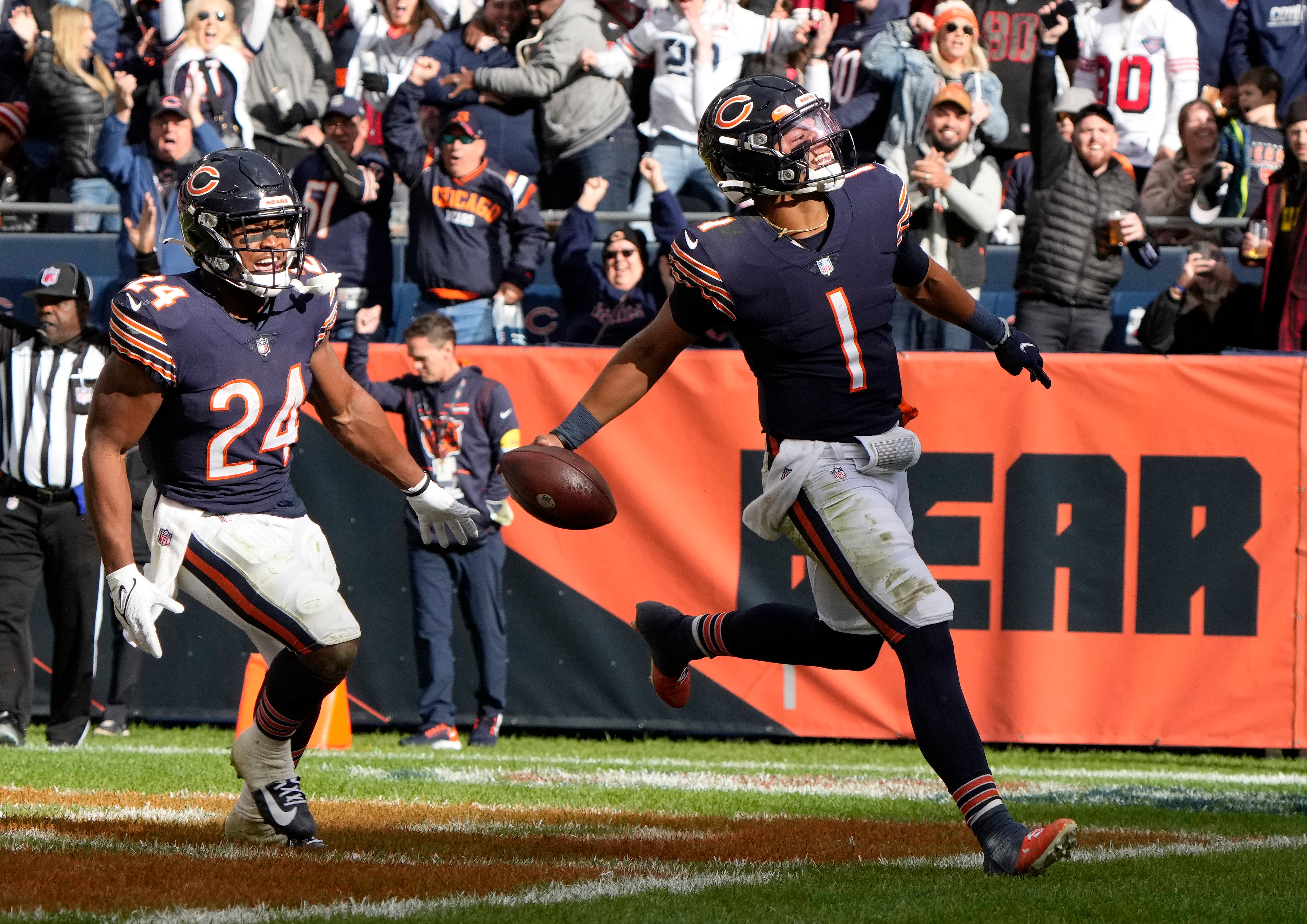 Chicago Bears NFC North playoffs 2023 schedule regular season advantage NFL football stats news