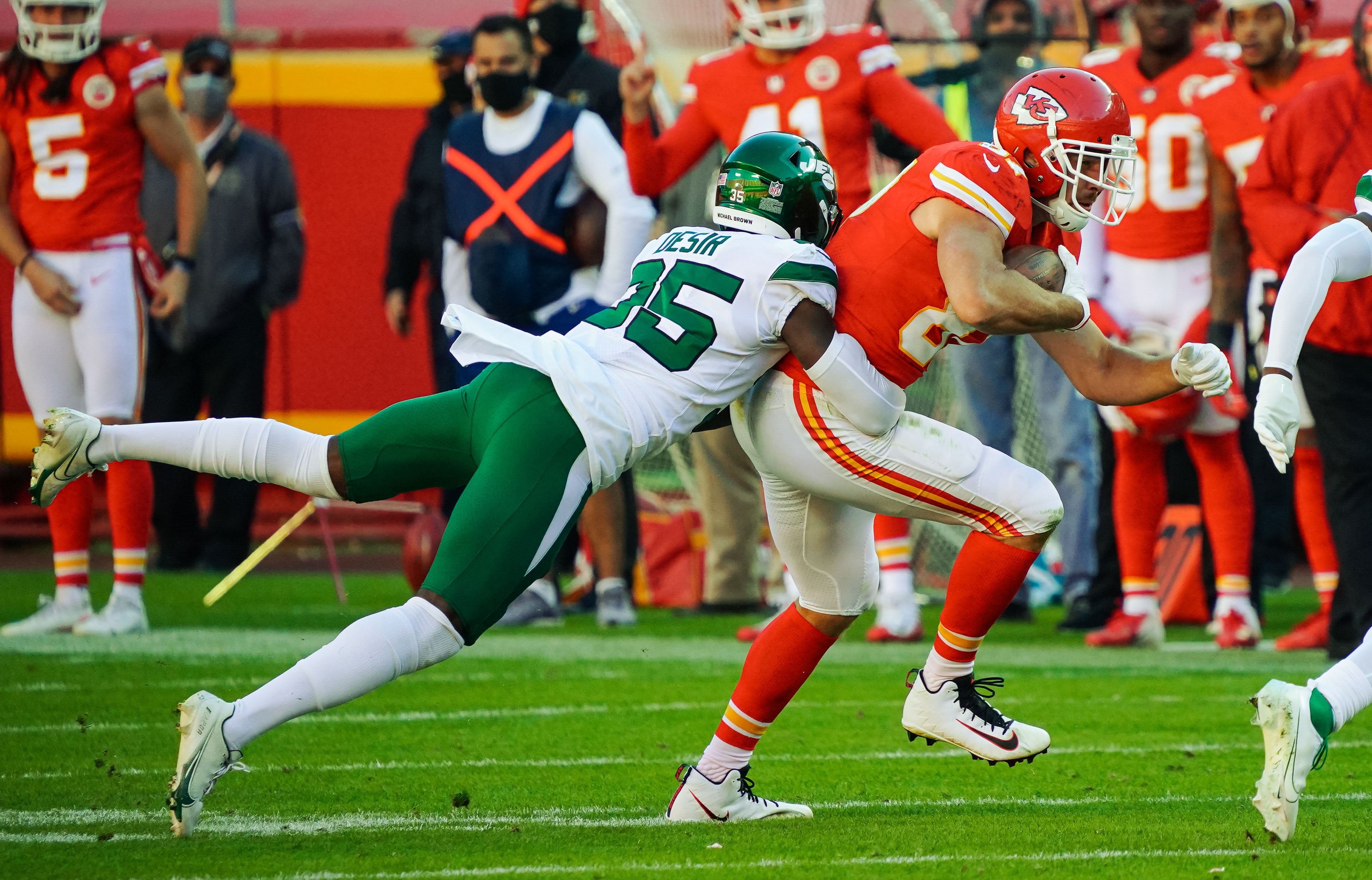 Chiefs Jets kelce
