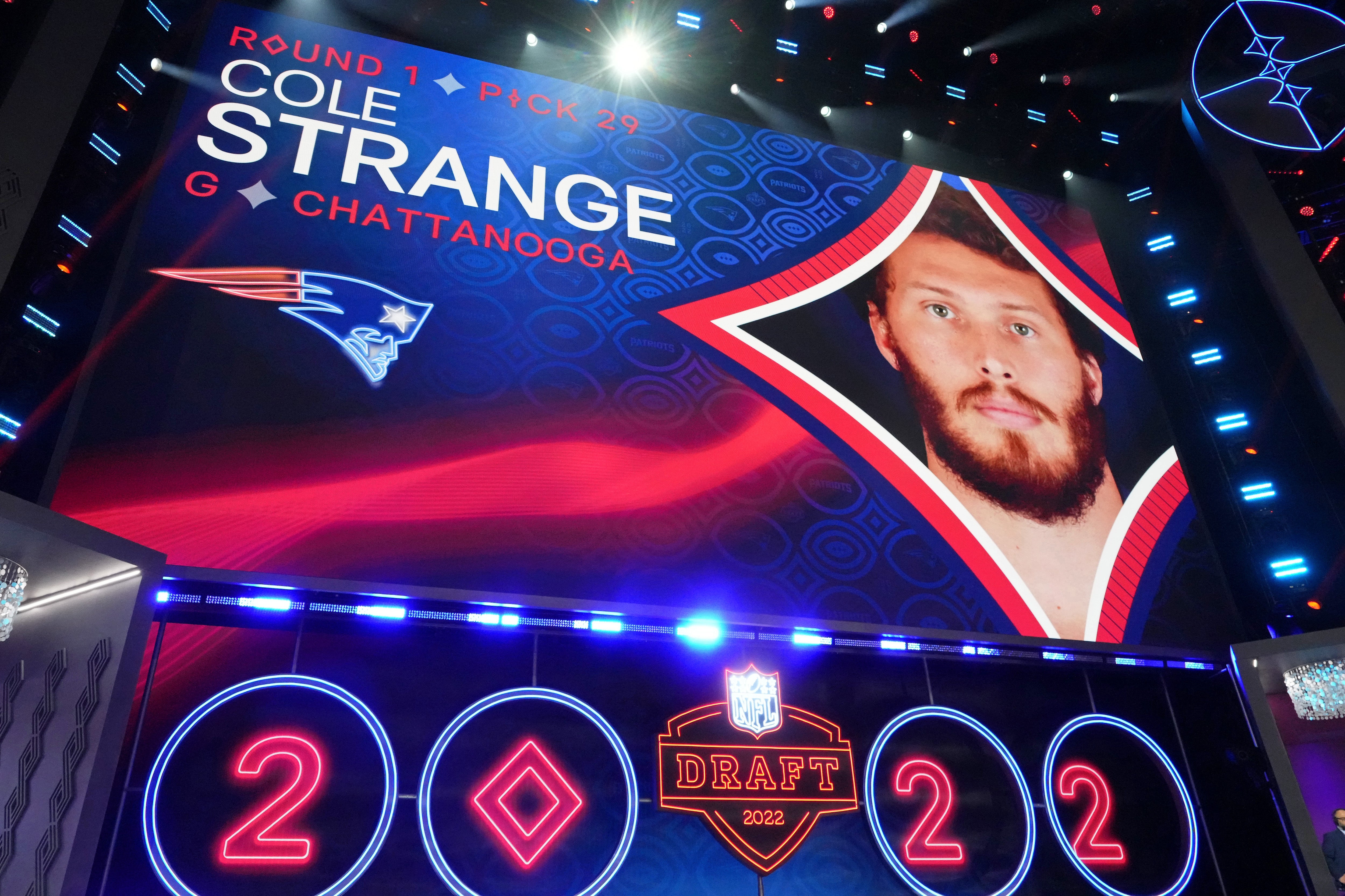 The New England Patriots select Cole Strange with the 29th overall pick in the 2022 NFL Draft.