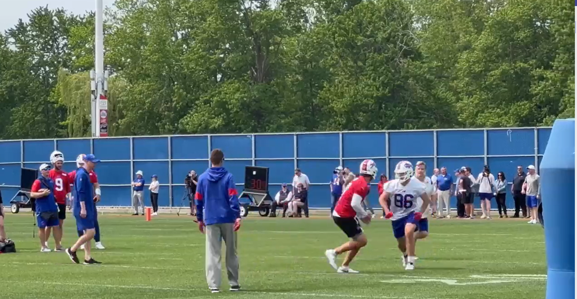 Buffalo BIlls QB Josh Allen and TE Dalton Kincaid