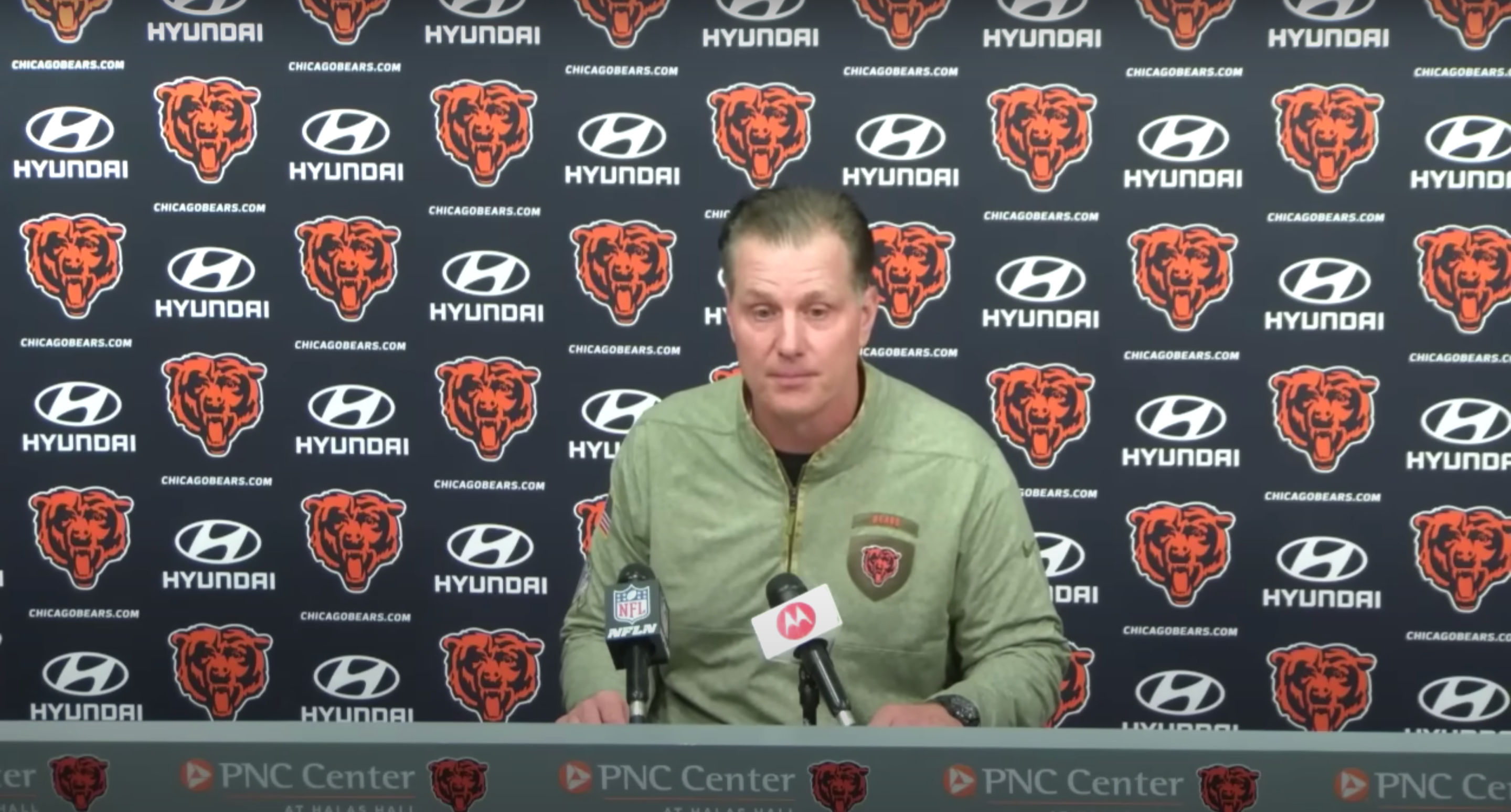 Bears coach Matt Eberflus