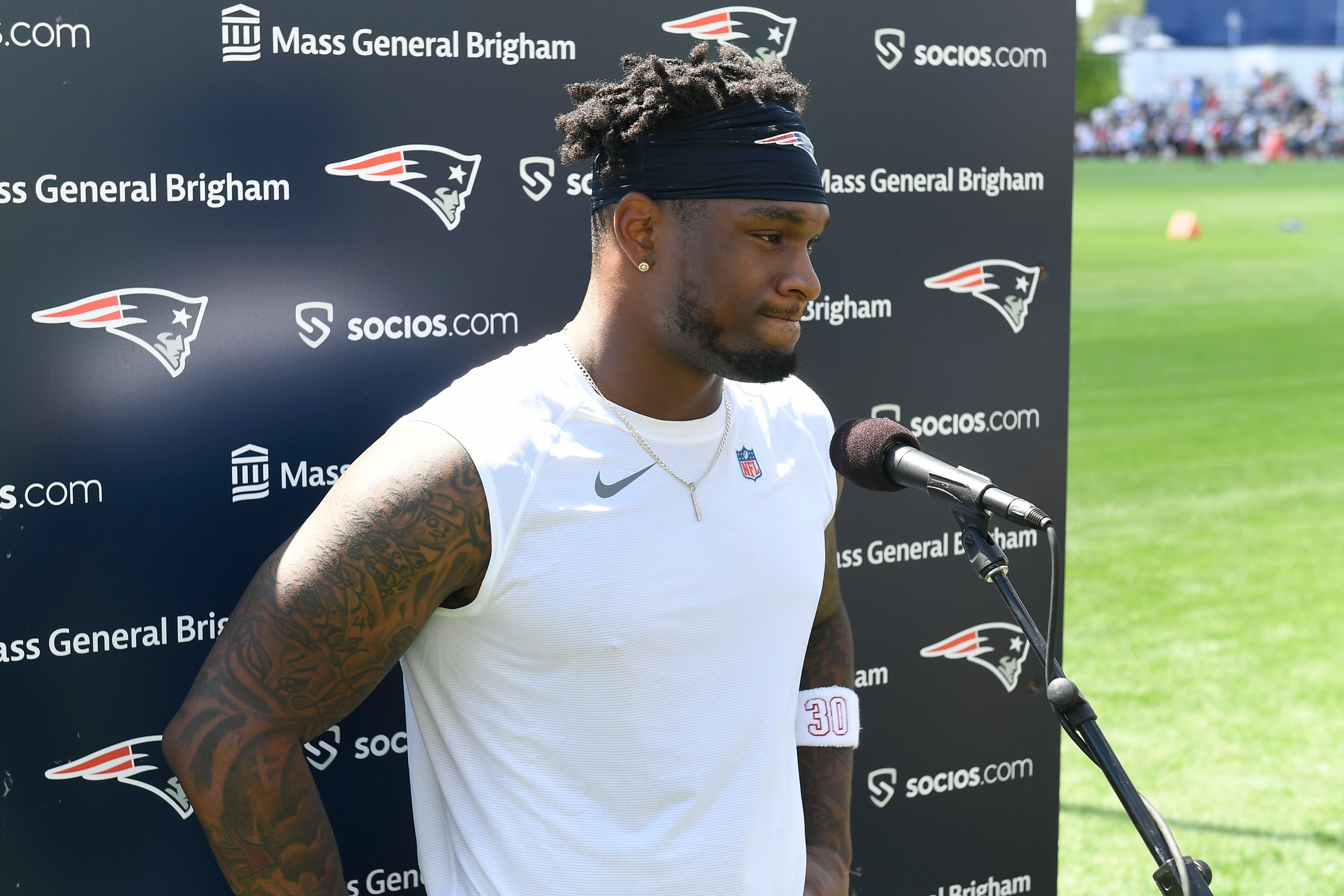 Mack Wilson Patriots Raekwon McMillan