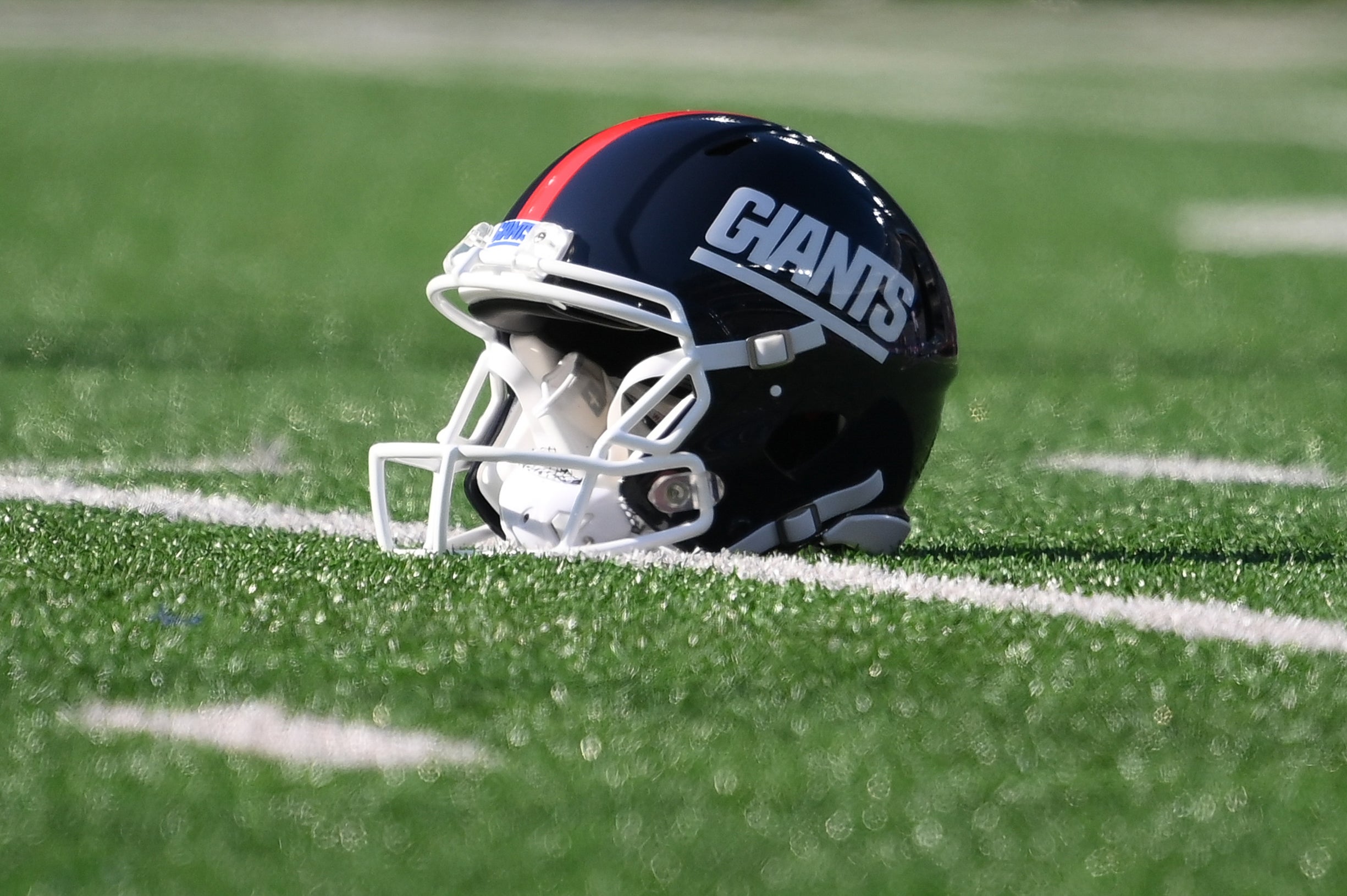 giants helmet