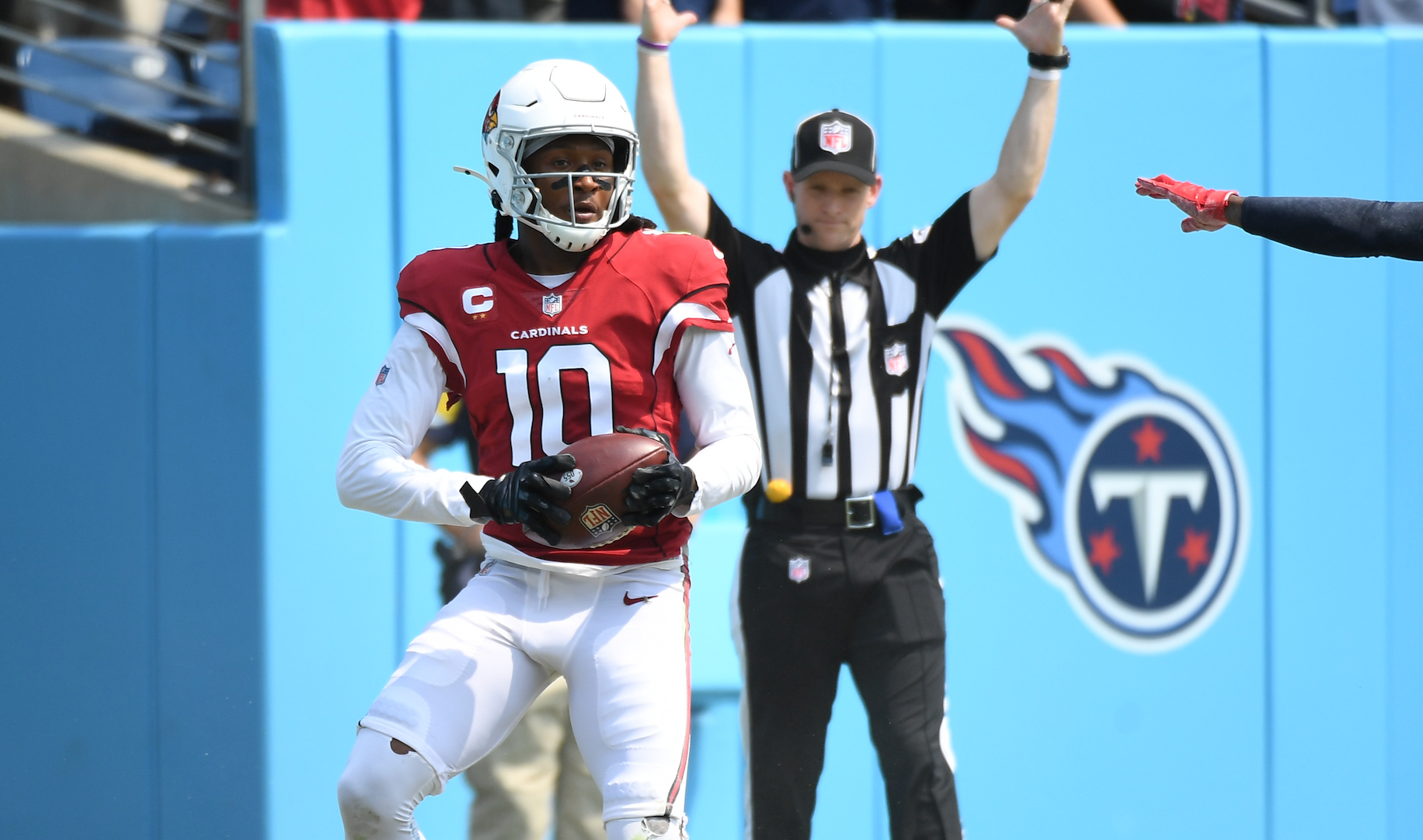 DeAndre Hopkins visit Tennessee Titans NFL football stats news