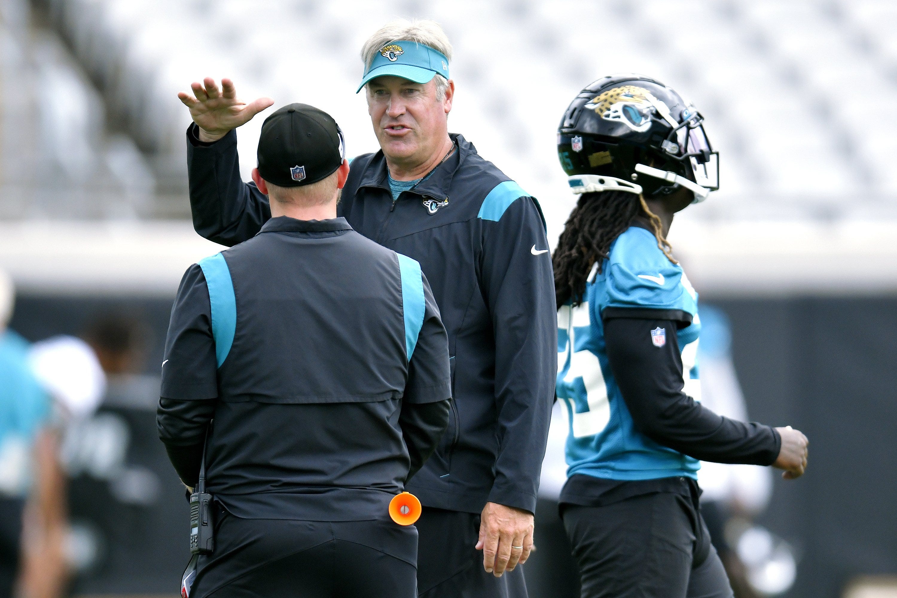 Jacksonville Jaguars HC Doug Pederson in practice.
