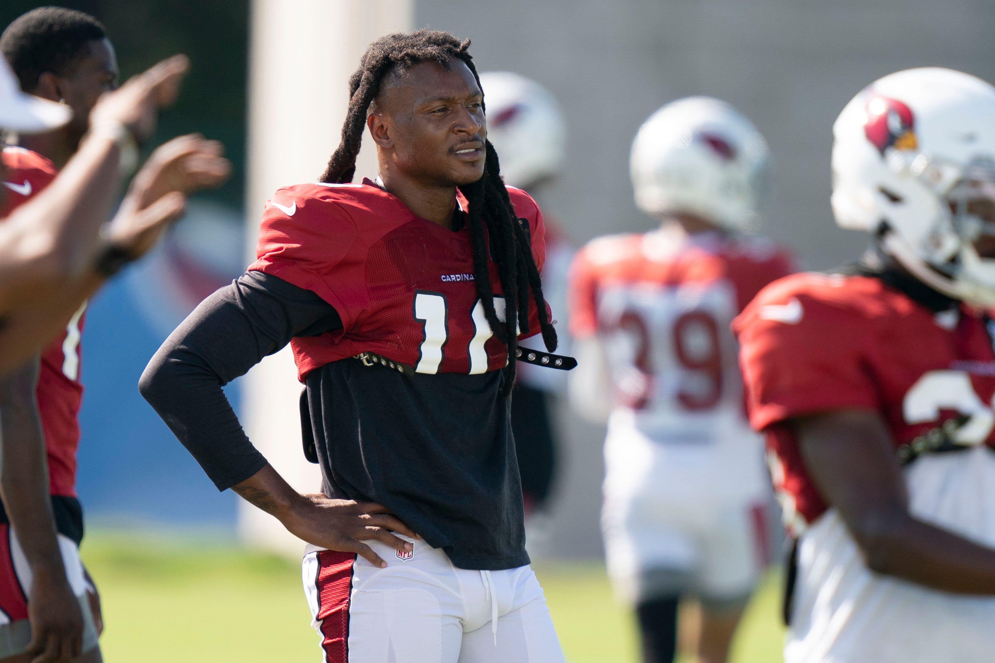 DeAndre Hopkins Patriots free agent salary