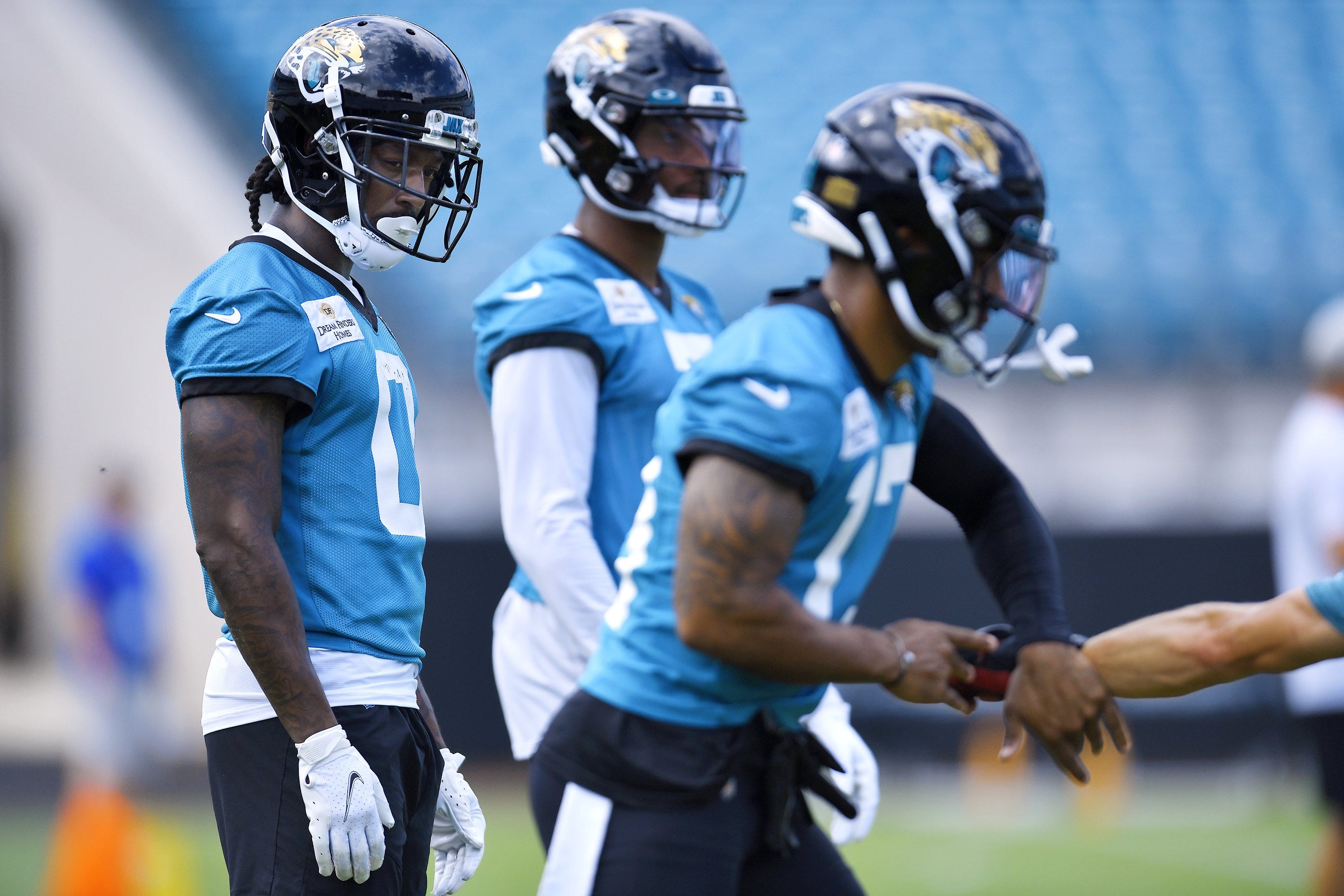 Jacksonville Jaguars WR Calvin Ridley watches teammate Evan Engram in practice.