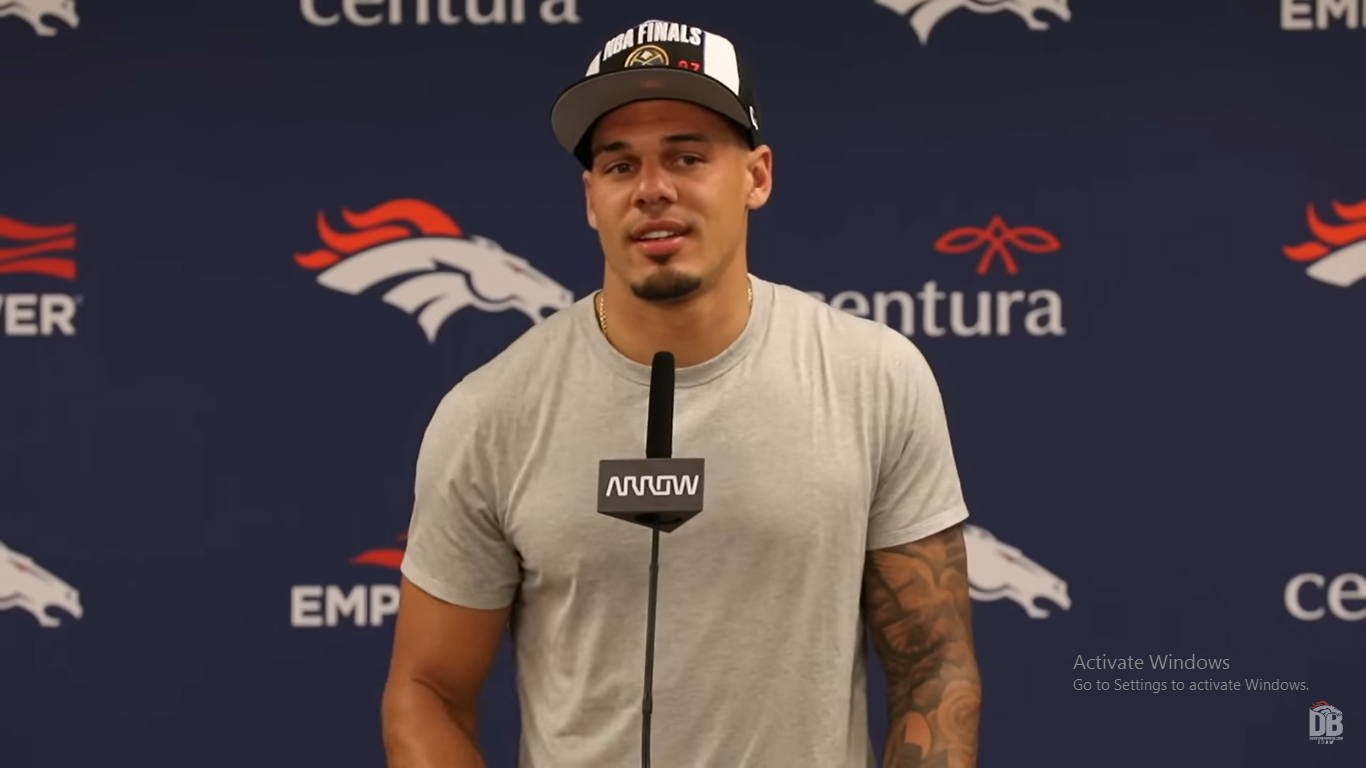 Denver Broncos safety Justin Simmons