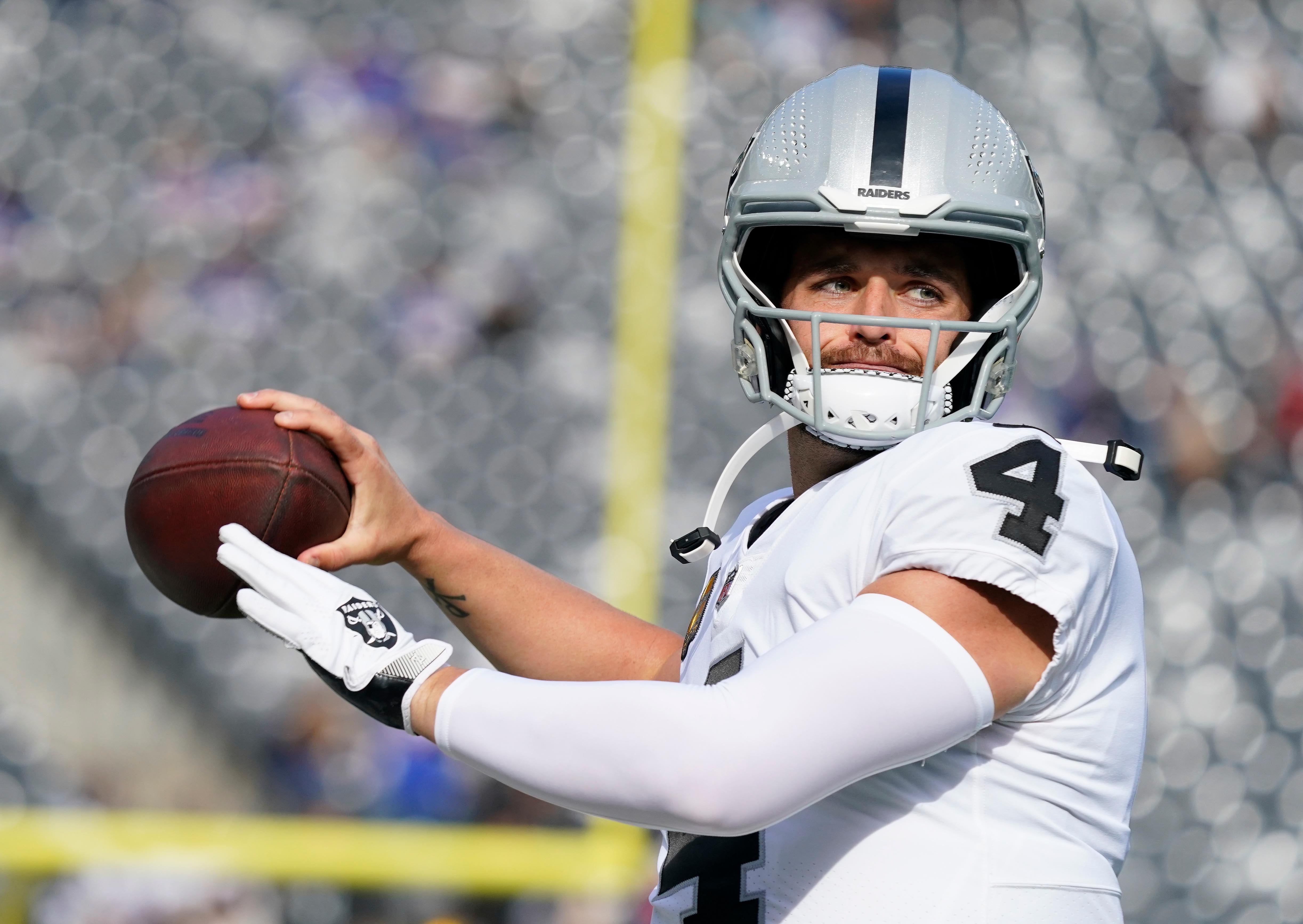 Nov 7, 2021; East Rutherford, N.J., USA; Las Vegas Raiders quarterback Derek Carr (4) before the game against the New York Giants at MetLife Stadium.