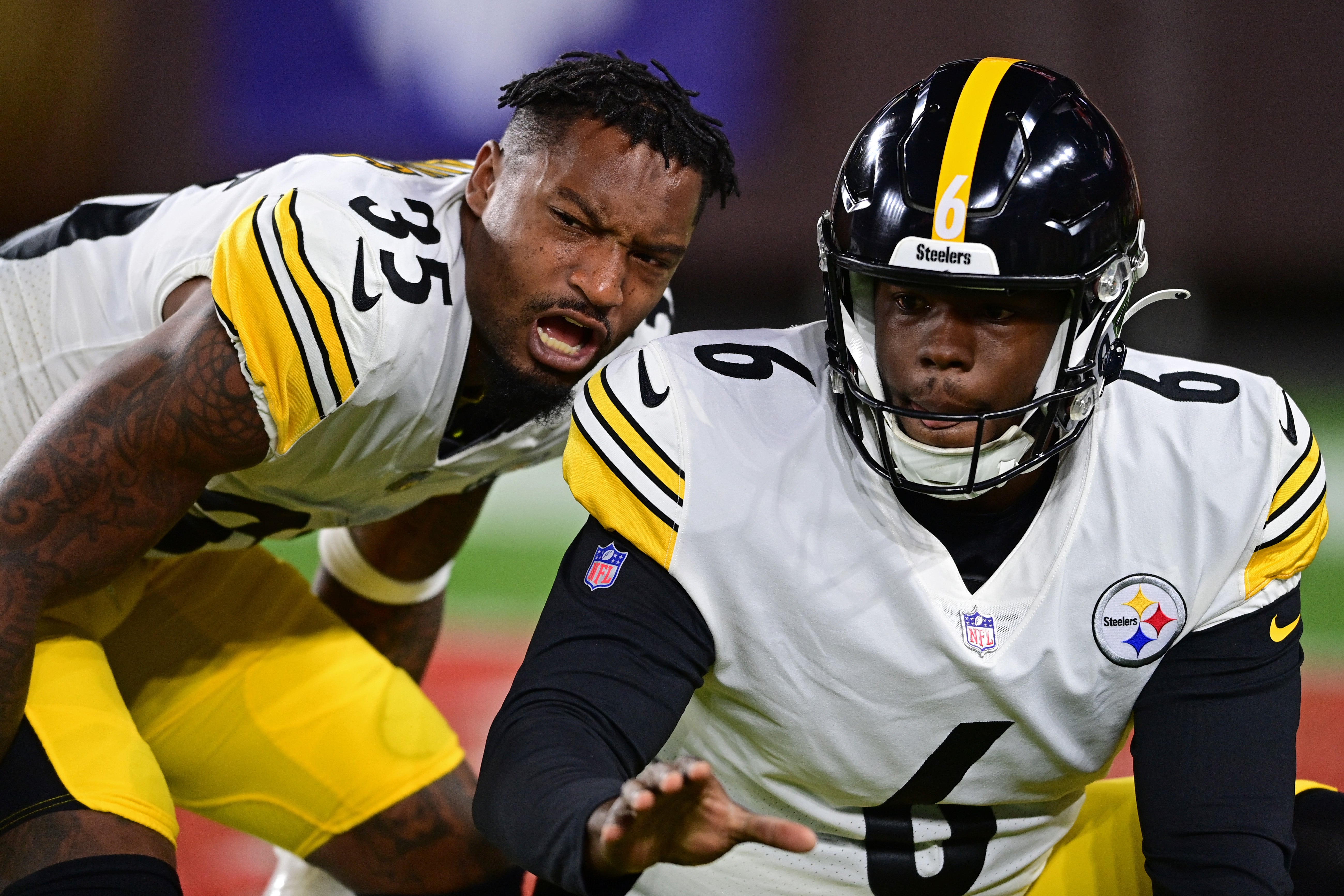 steelers-training-camp-battle-punter-pressley-harvin-braden-mann