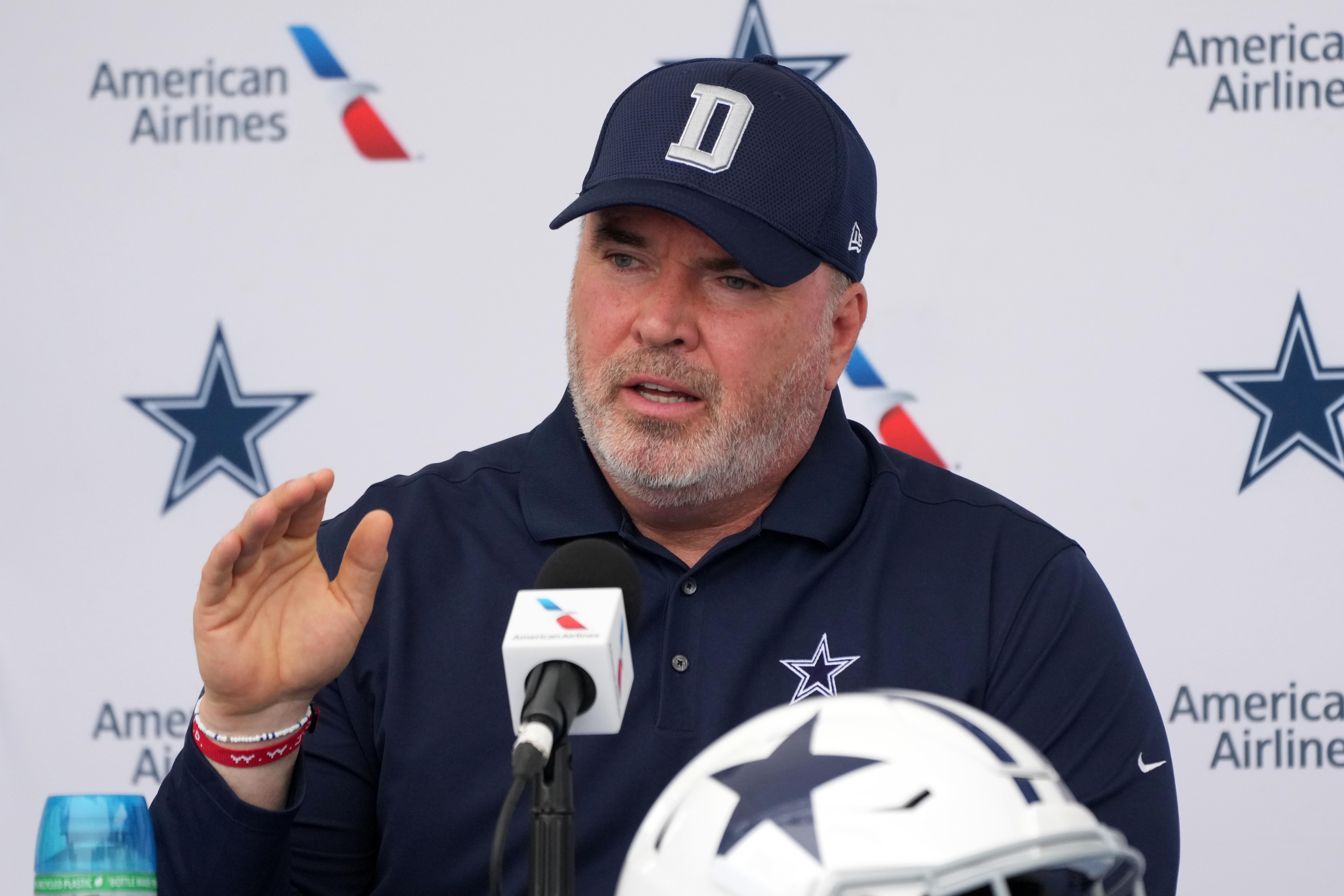 Dallas Cowboys HC Mike McCarthy in training camp.