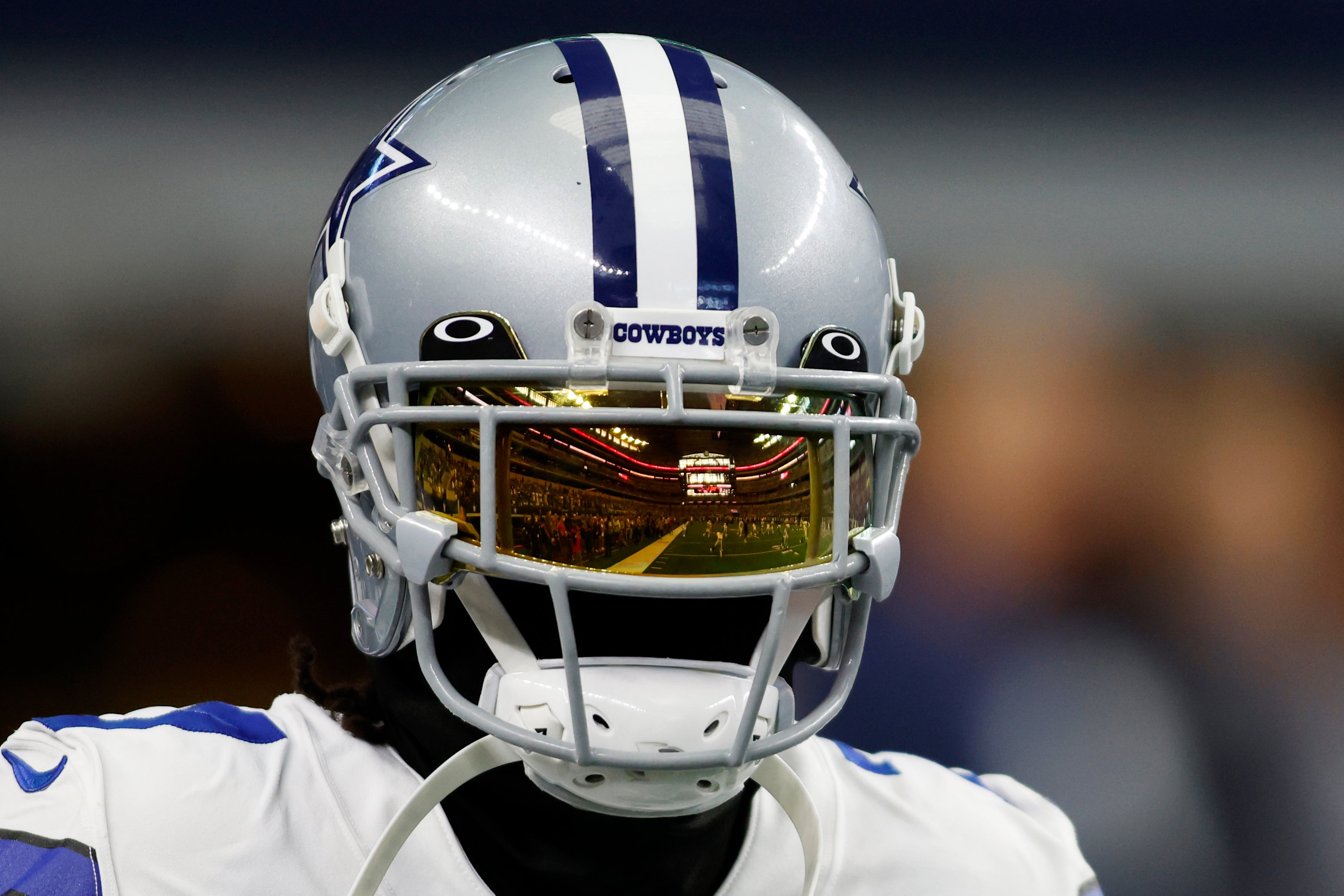 Dallas Cowboys CB Trevon Diggs wearing a visor
