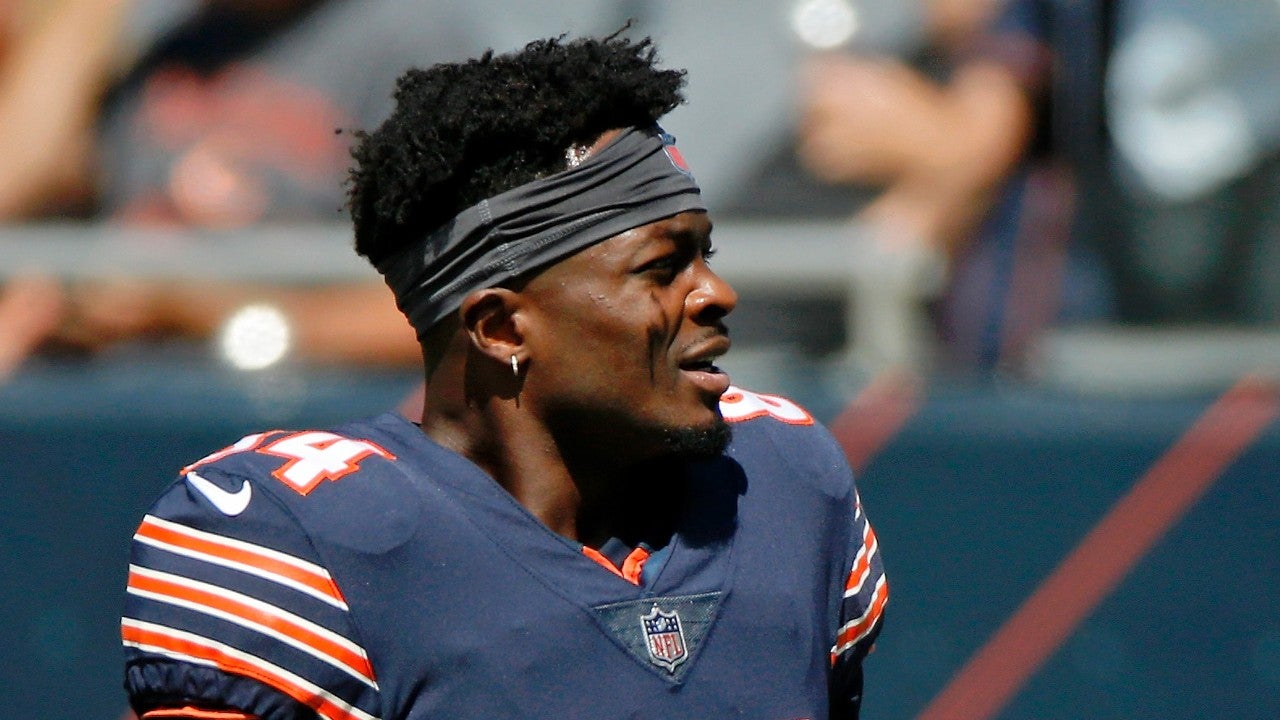 Aug 14, 2021; Chicago, Illinois, USA; Chicago Bears wide receiver Marquise Goodwin (84) on the field during warmups before the game against the Miami Dolphins at Soldier Field.