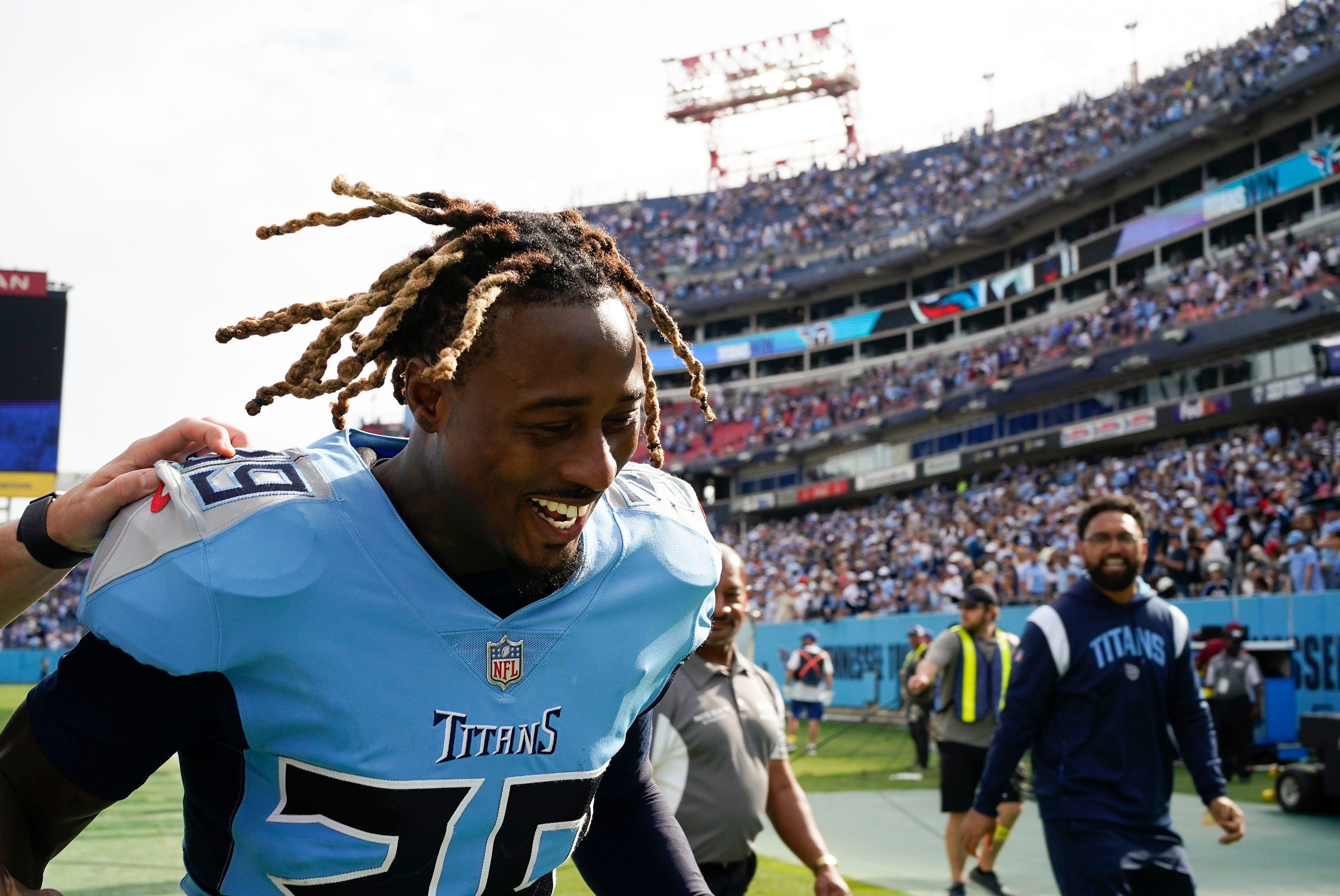 Tennessee Titans cornerback Terrance Mitchell (39) celebrates after beating the Indianapolis Colts at Nissan Stadium Sunday, Oct. 23, 2022, in Nashville, Tenn. NFL Indianapolis Colts At Tennessee Titans. George Walker IV / Tennessean.com / USA TODAY NETWORK