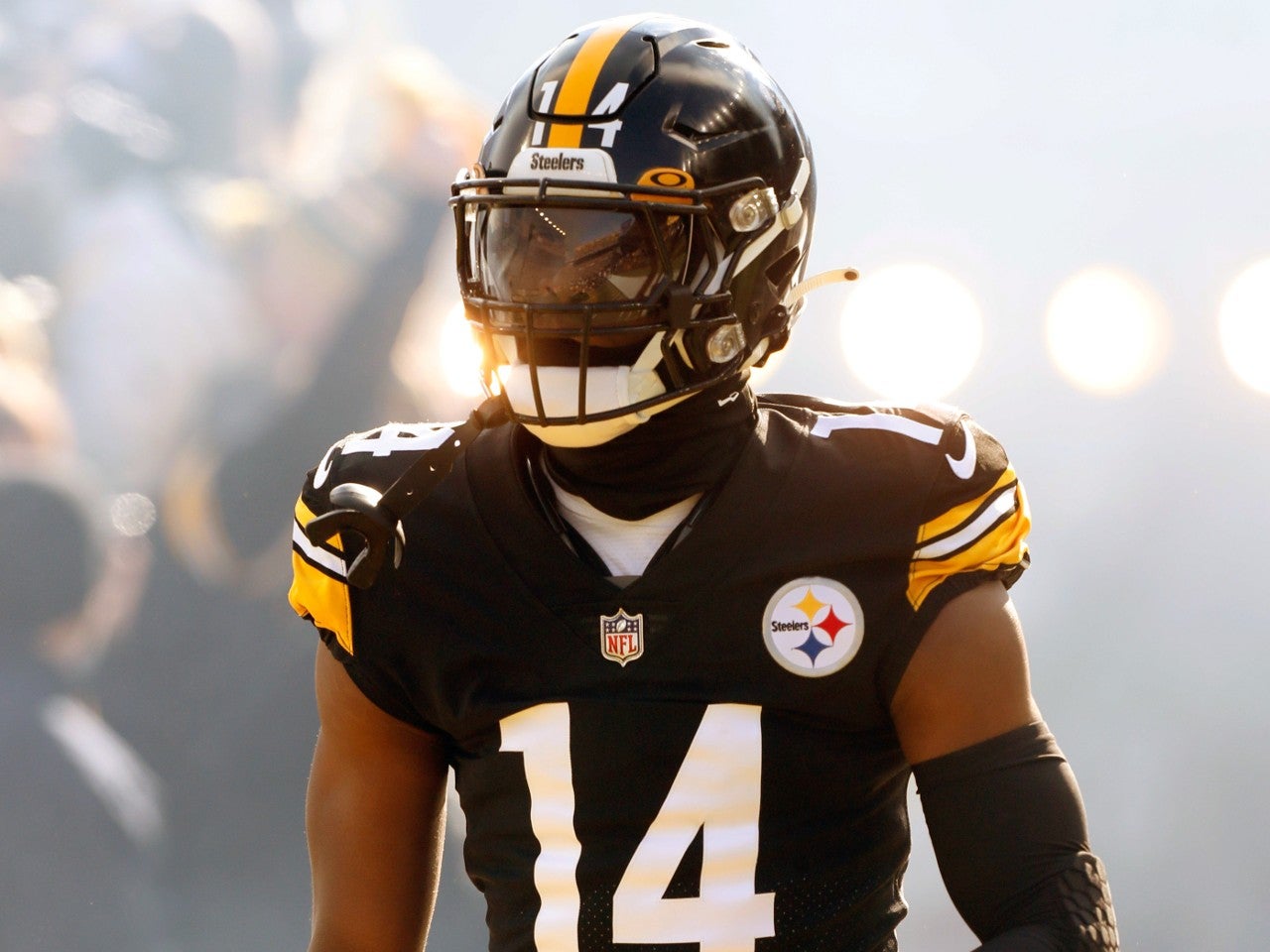 Steelers WR George Pickens answers questions about his route running