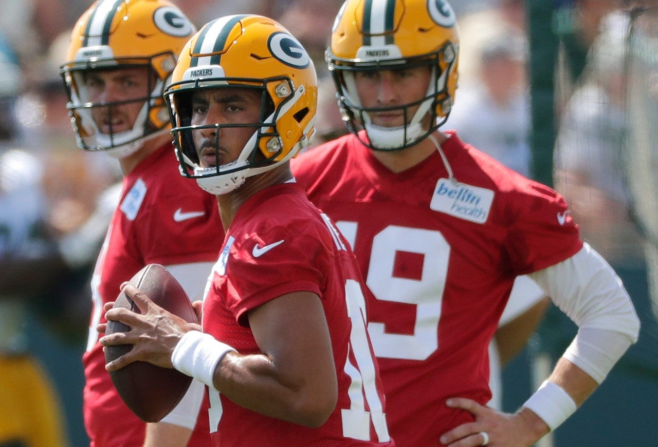 Green Bay Packers quarterback Jordan Love (10) looks to pass during training camp Thursday, July 27, 2023, at Ray Nitschke Field in Green Bay, Wis.Dan Powers/USA TODAY NETWORK-Wisconsin.