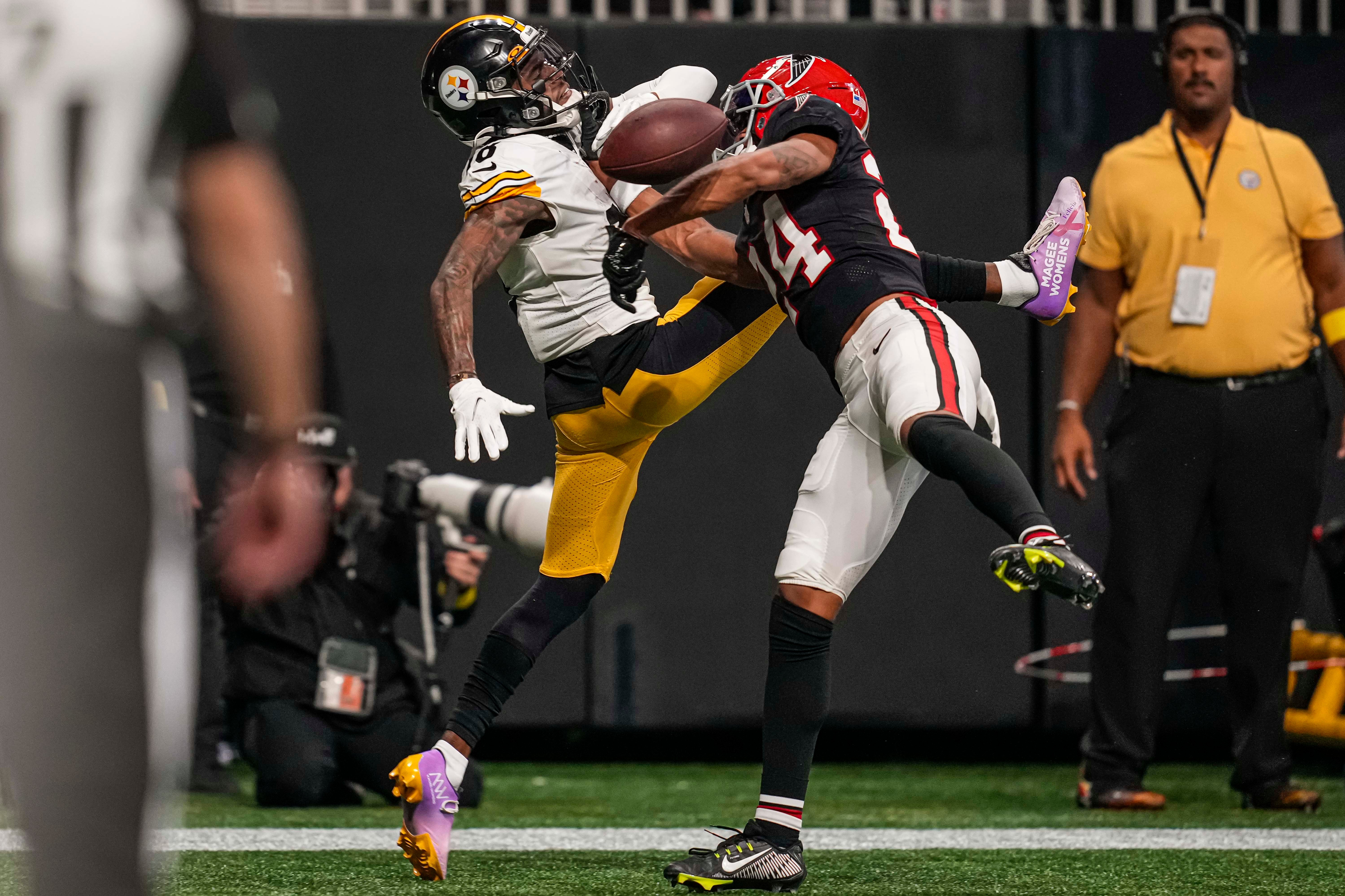 Dec 4, 2022; Atlanta, Georgia, USA; Atlanta Falcons cornerback A.J. Terrell (24) breaks up a pass against Pittsburgh Steelers wide receiver Diontae Johnson (18) during the second half at Mercedes-Benz Stadium. Mandatory Credit: Dale Zanine-USA TODAY Sports  