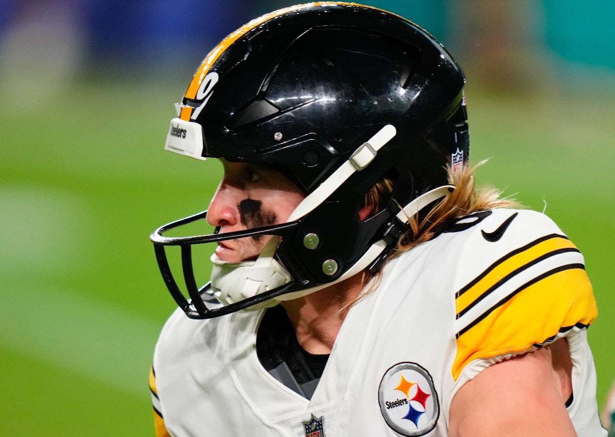 Oct 23, 2022; Miami Gardens, Florida, USA; Pittsburgh Steelers wide receiver Gunner Olszewski (89) returns a punt against the Miami Dolphins during the second half at Hard Rock Stadium. Mandatory Credit: Rich Storry-USA TODAY Sports  