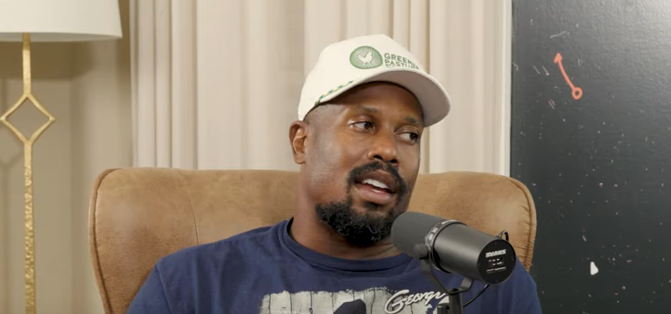 Buffalo Bills pass rusher Von Miller/ Photo Credit: YouTube @likeafarmer