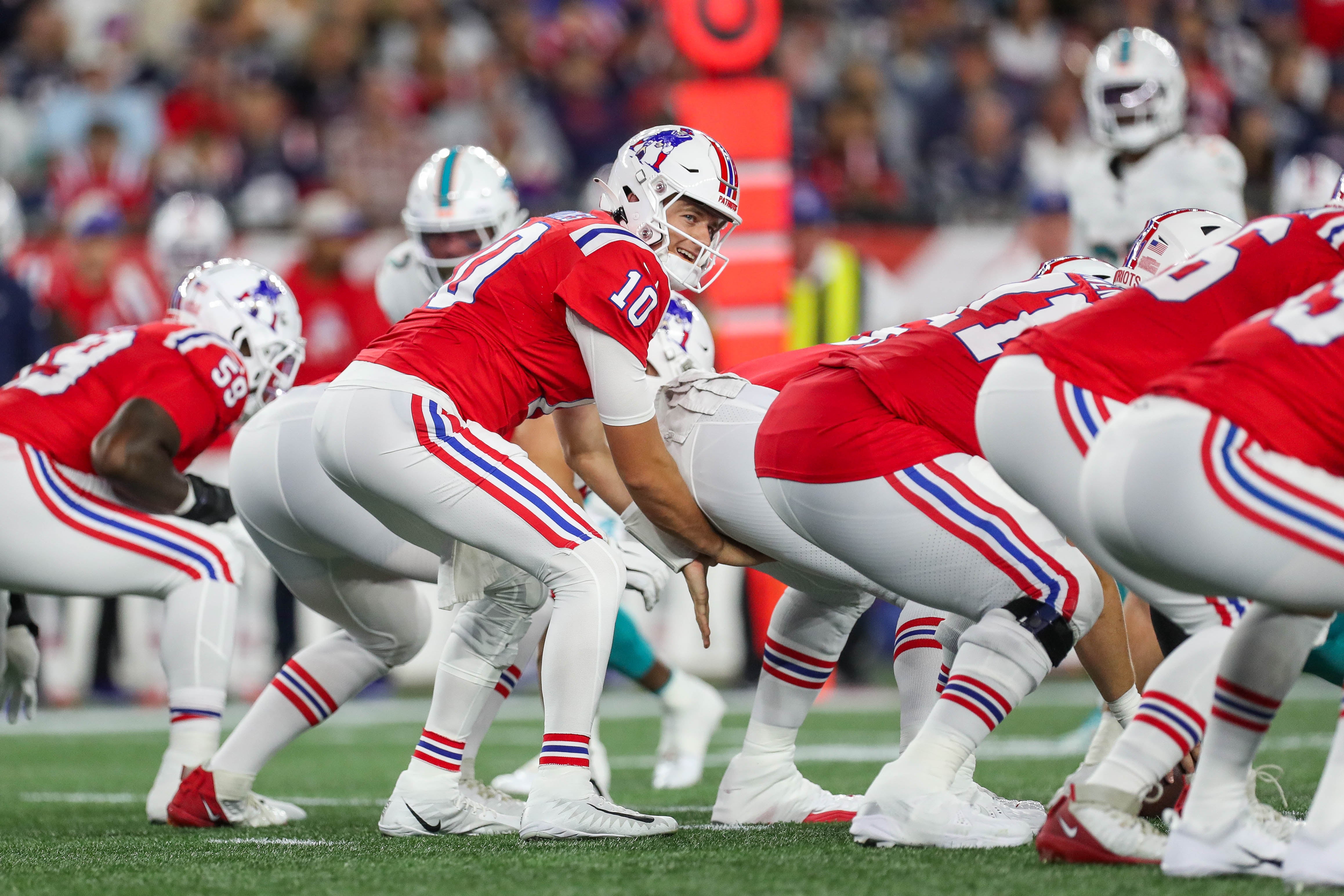 Patriots' Mac Jones and the offensive line