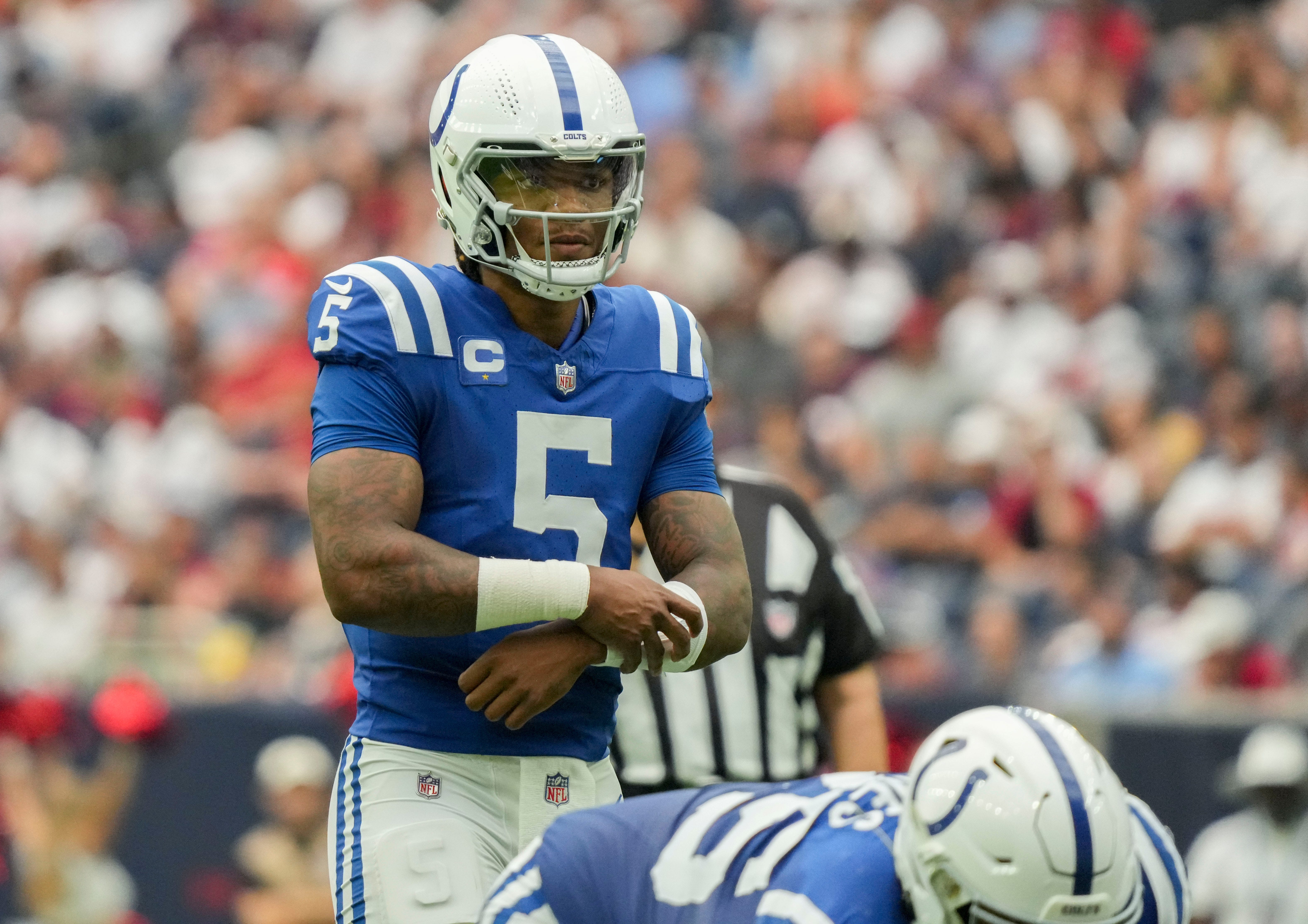 Indianapolis Colts quarterback Anthony Richardson (5) looks over the line of scrimmage Sunday, Sept. 17, 2023, during a game against the Houston Texans at NRG Stadium in Houston