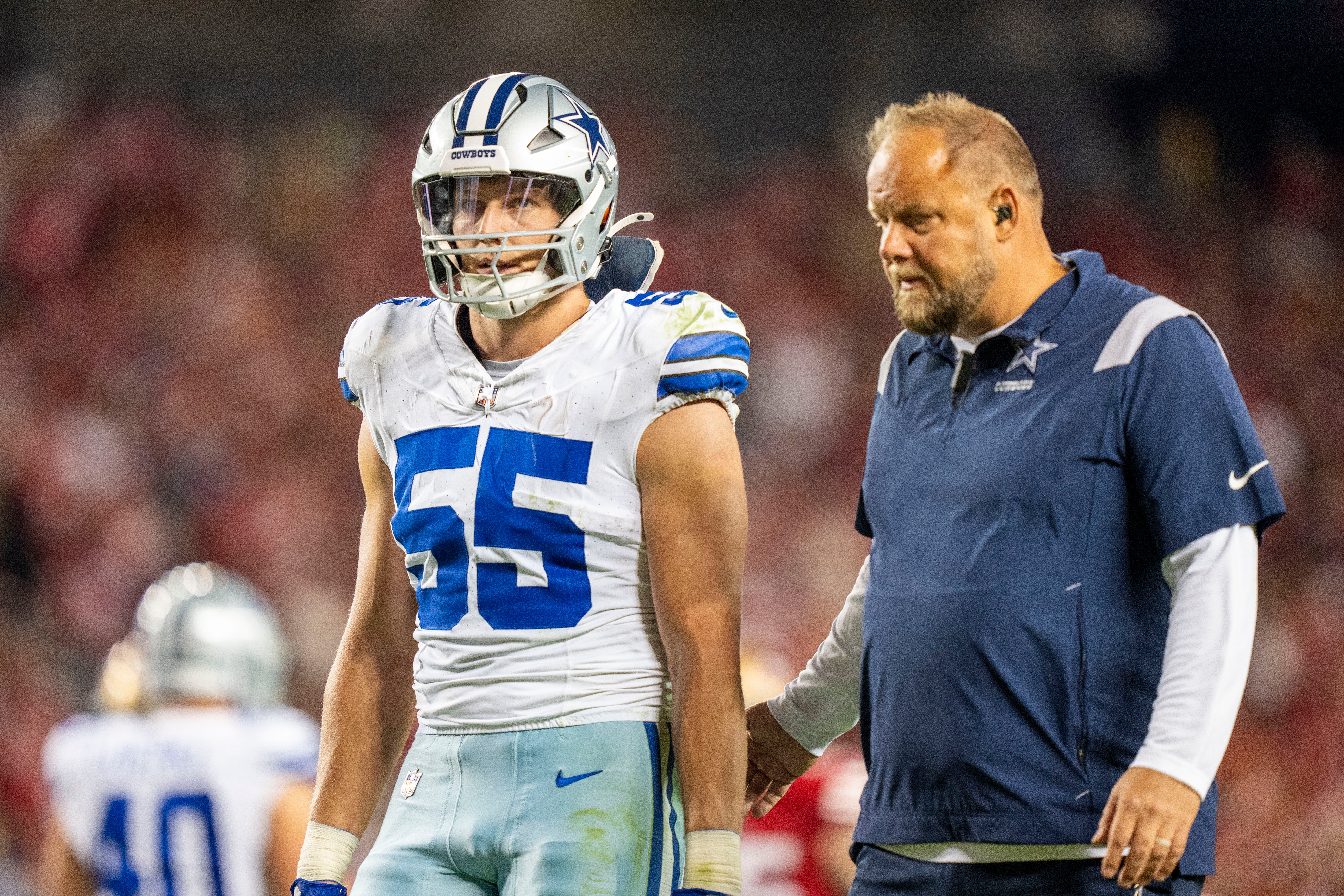 Dallas Cowboys linebacker Leighton Vander Esch (55) leaves the game after an injury during the fourth quarter against the San Francisco 49ers at Levi's Stadium. Mandatory Credit: Kyle Terada-USA TODAY Sports