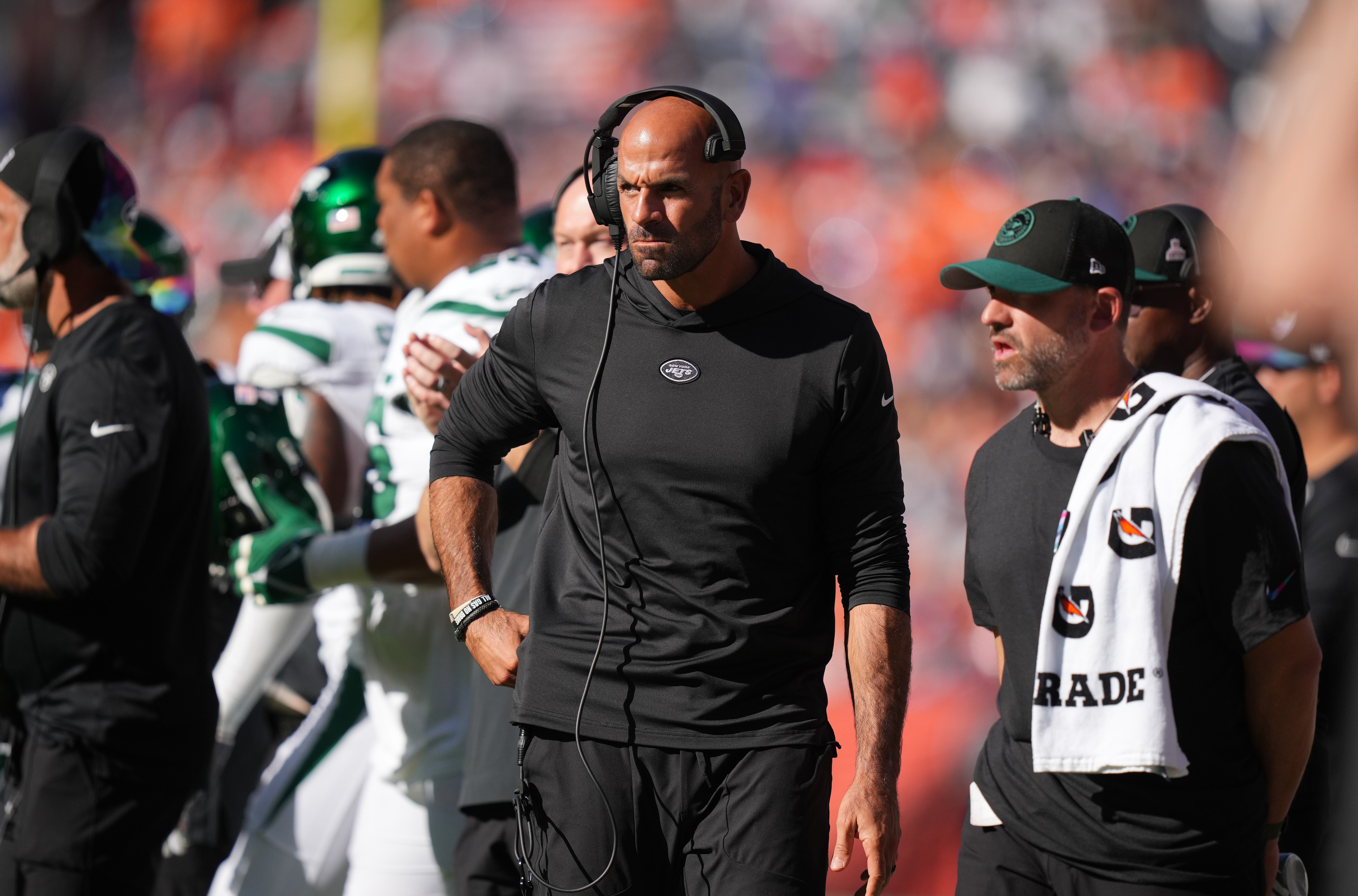 ew York Jets head coach Robert Saleh during the second quarter against the Denver Broncos at Empower Field at Mile High. Mandatory Credit: Ron Chenoy-USA TODAY Sports