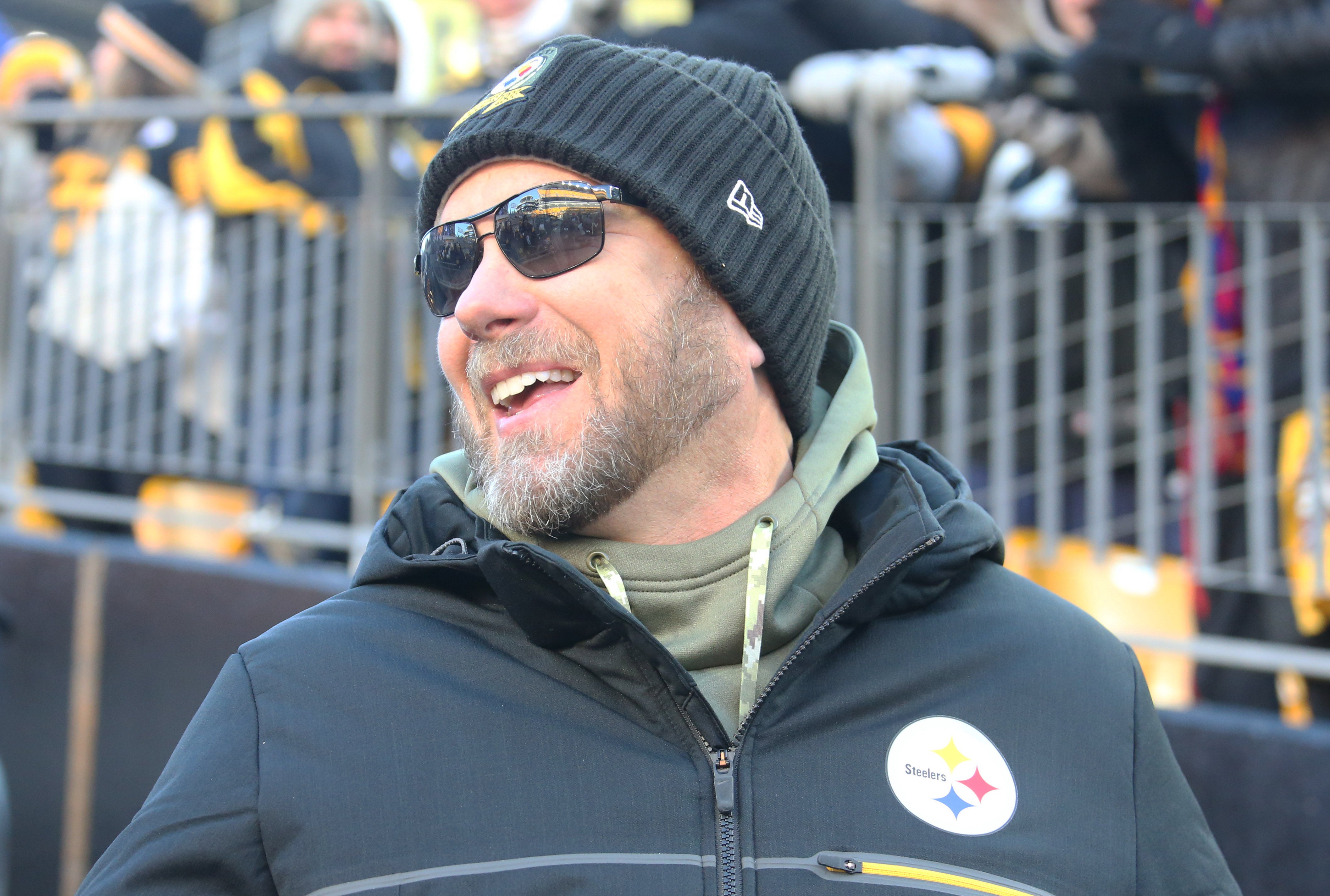 Nov 20, 2022; Pittsburgh, Pennsylvania, USA; Pittsburgh Steelers offensive coordinator Matt Canada makes his way to the field before the game against the Cincinnati Bengals at Acrisure Stadium. Mandatory Credit: Charles LeClaire-USA TODAY Sports