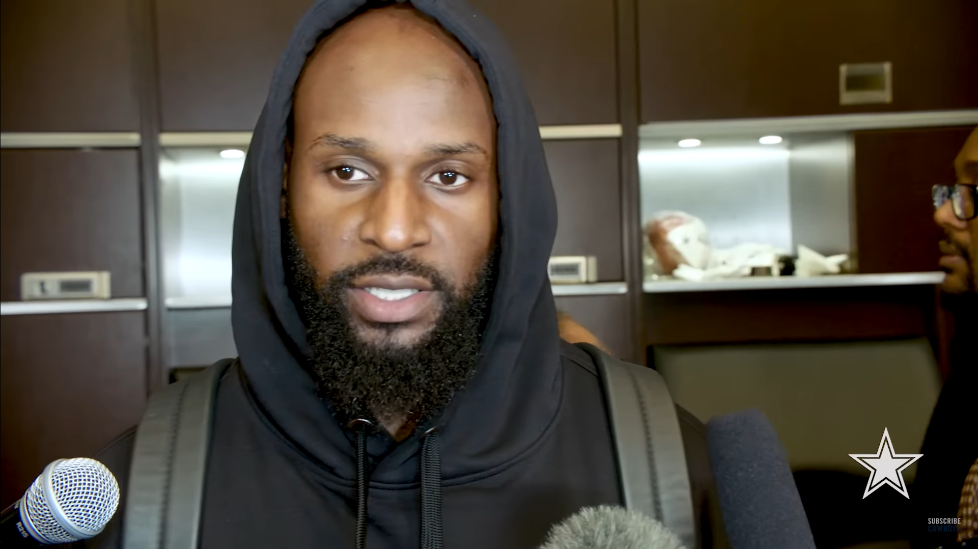 Dallas Cowboys linebacker Rashaan Evans talks to the media ahead of Week 6 versus the L.A. Chargers