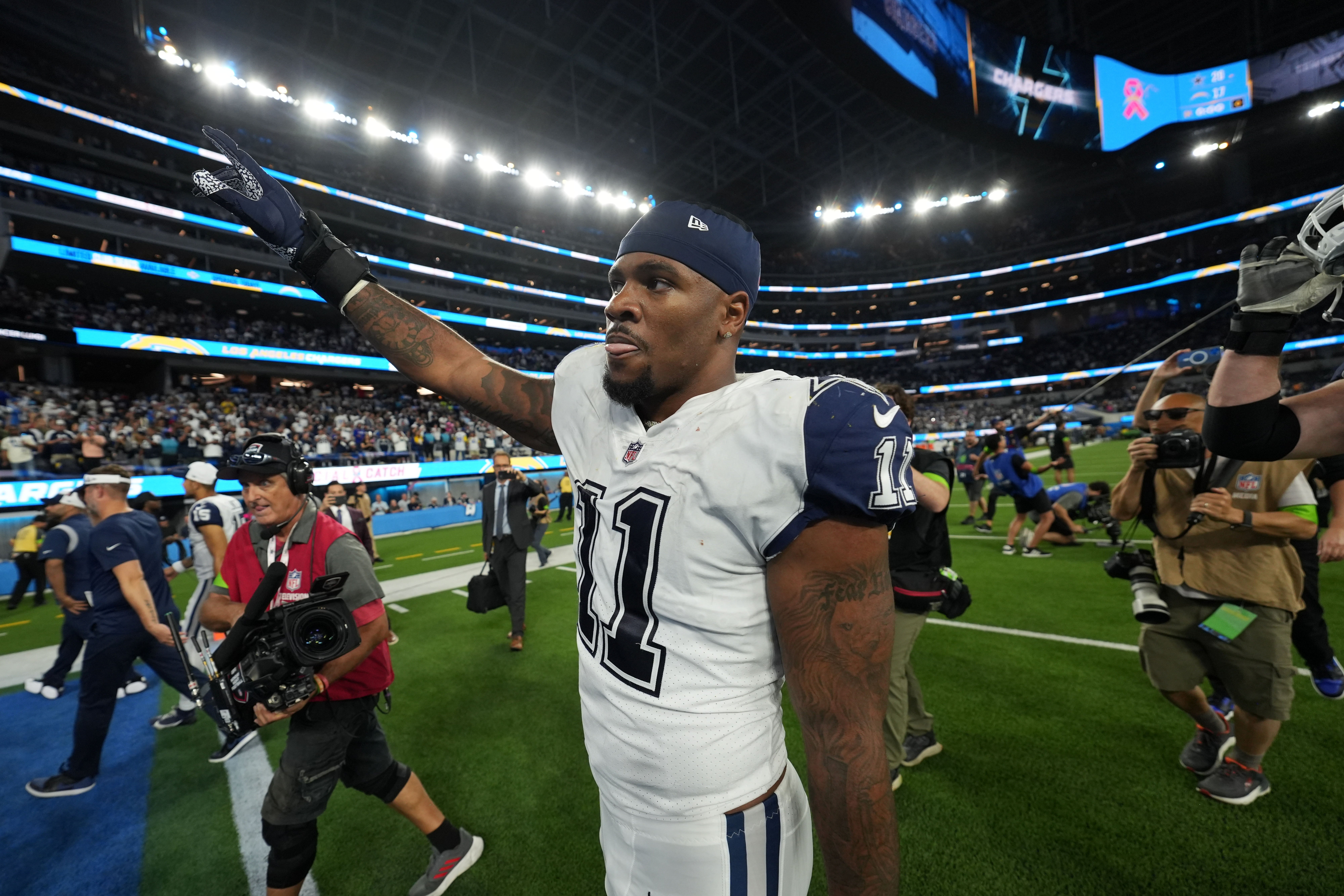 Dallas Cowboys linebacker Micah Parsons (11) leaves the field after the game against the Los Angeles Chargers at SoFi Stadium. Mandatory Credit: Kirby Lee-USA TODAY Sports