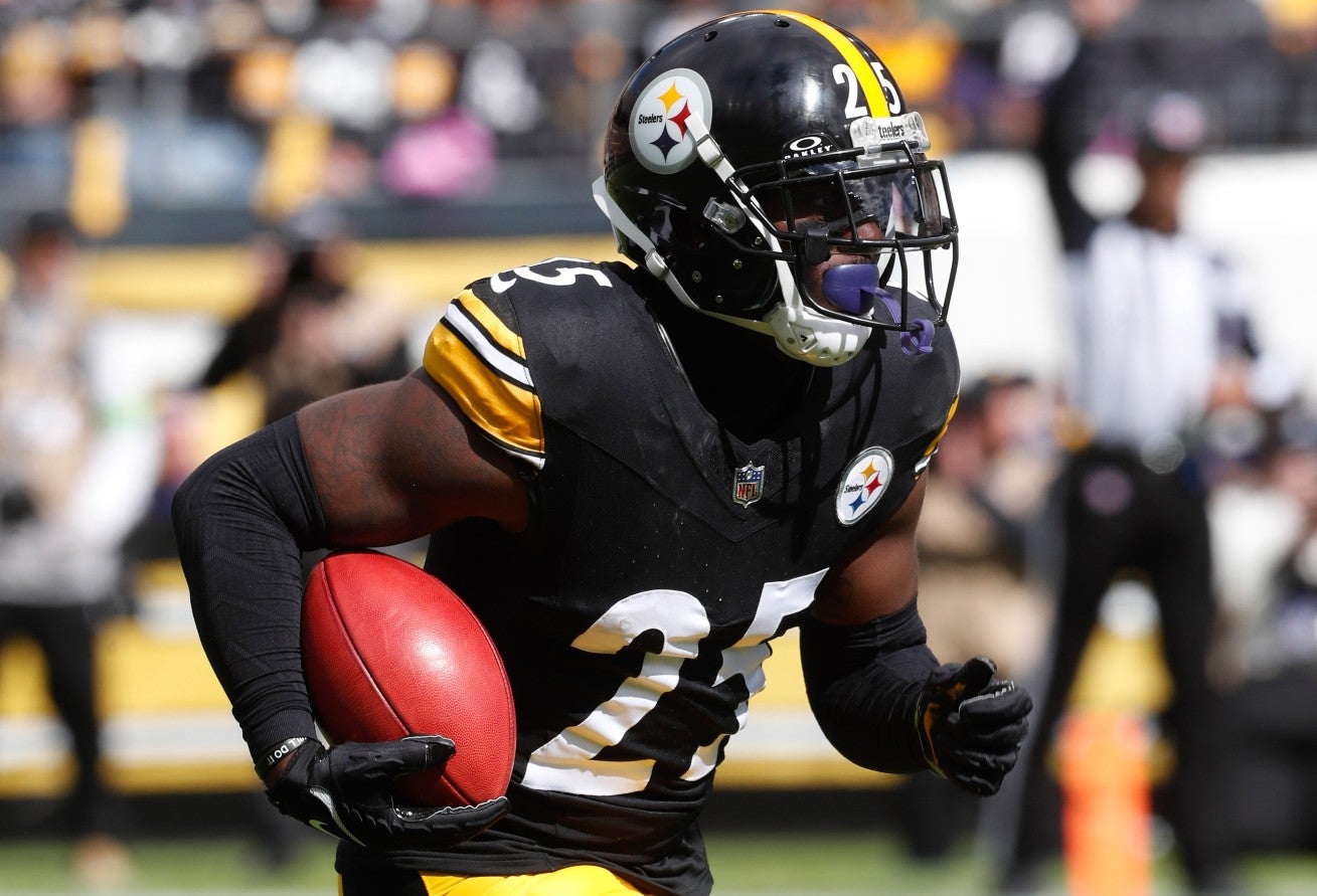 Oct 8, 2023; Pittsburgh, Pennsylvania, USA; Pittsburgh Steelers cornerback Desmond King II (25) returns a kick-off against the Baltimore Ravens during the second quarter at Acrisure Stadium. Mandatory Credit: Charles LeClaire-USA TODAY Sports  